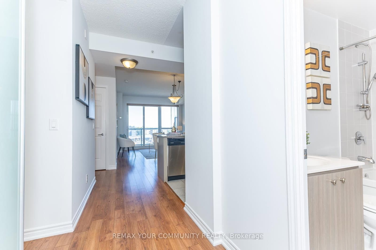 15 James Finlay Way, Unit 706 thumbnail 12