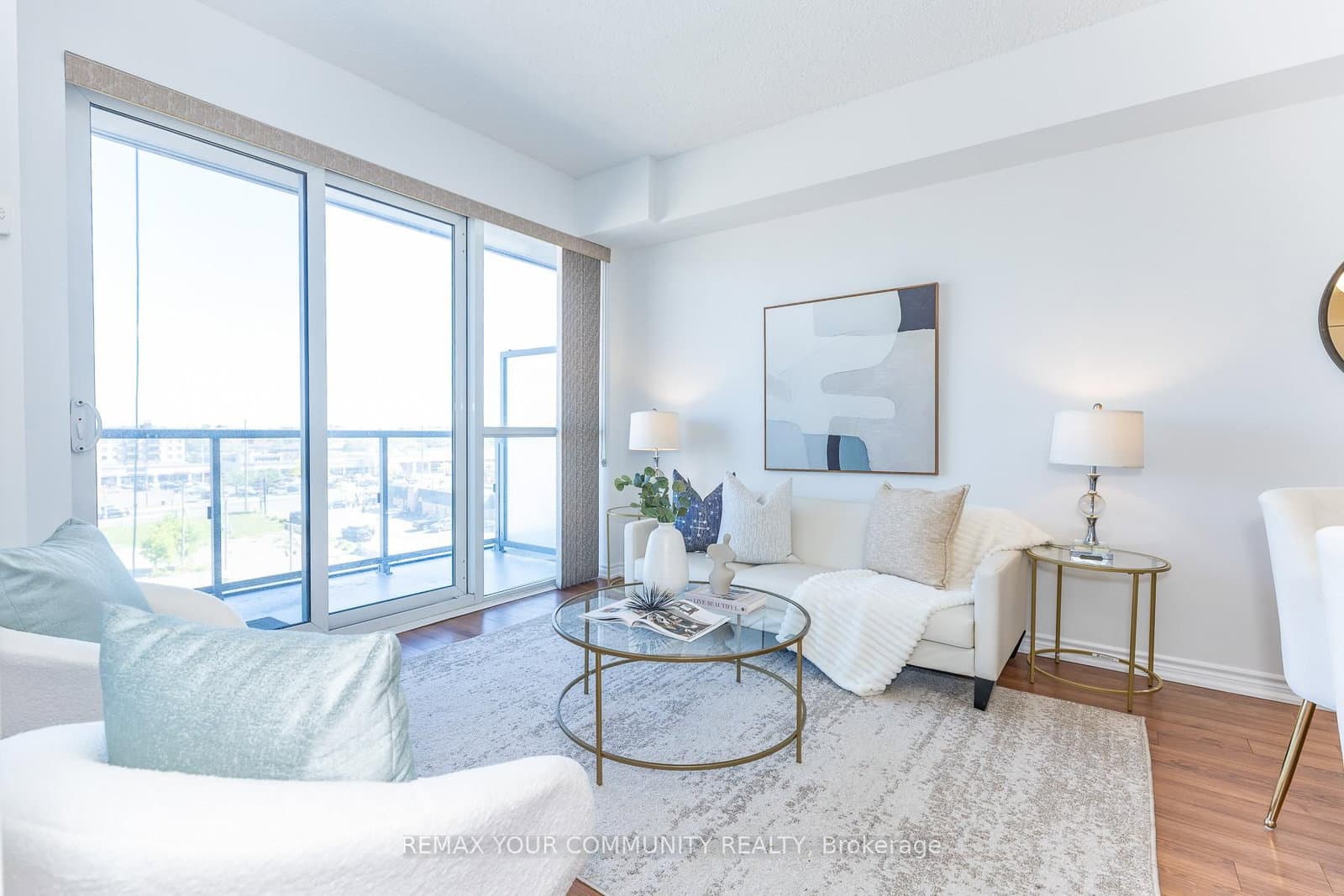 15 James Finlay Way, Unit 706 thumbnail 27