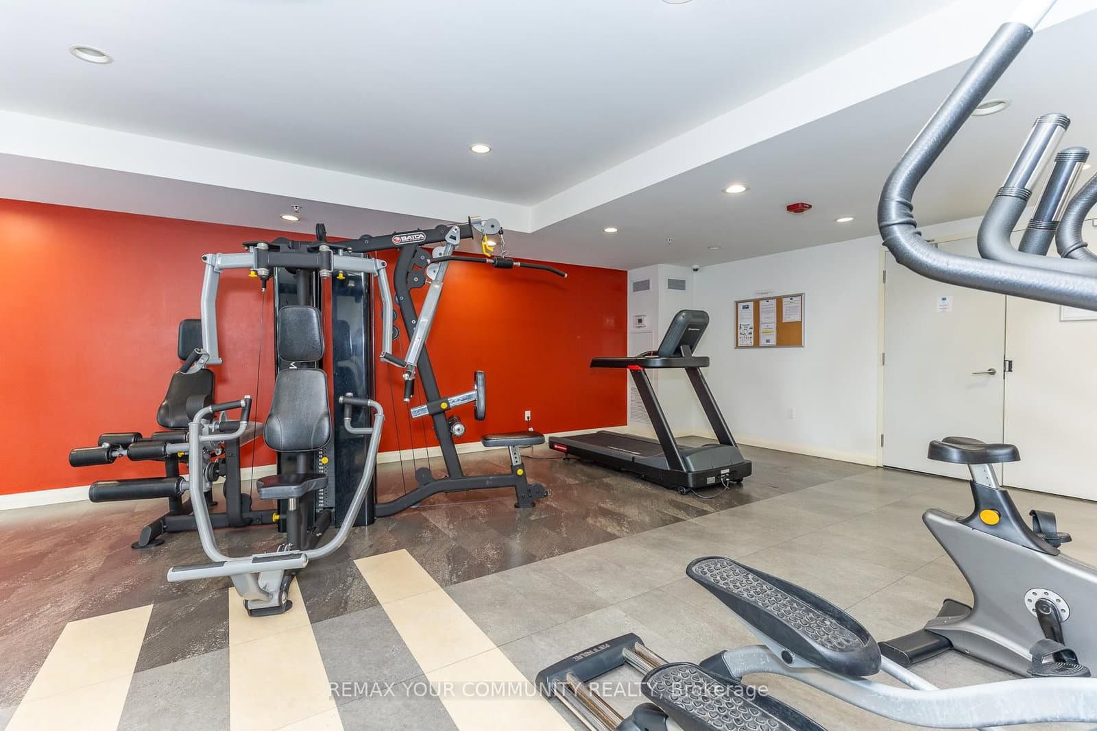 15 James Finlay Way, Unit 706 thumbnail 35