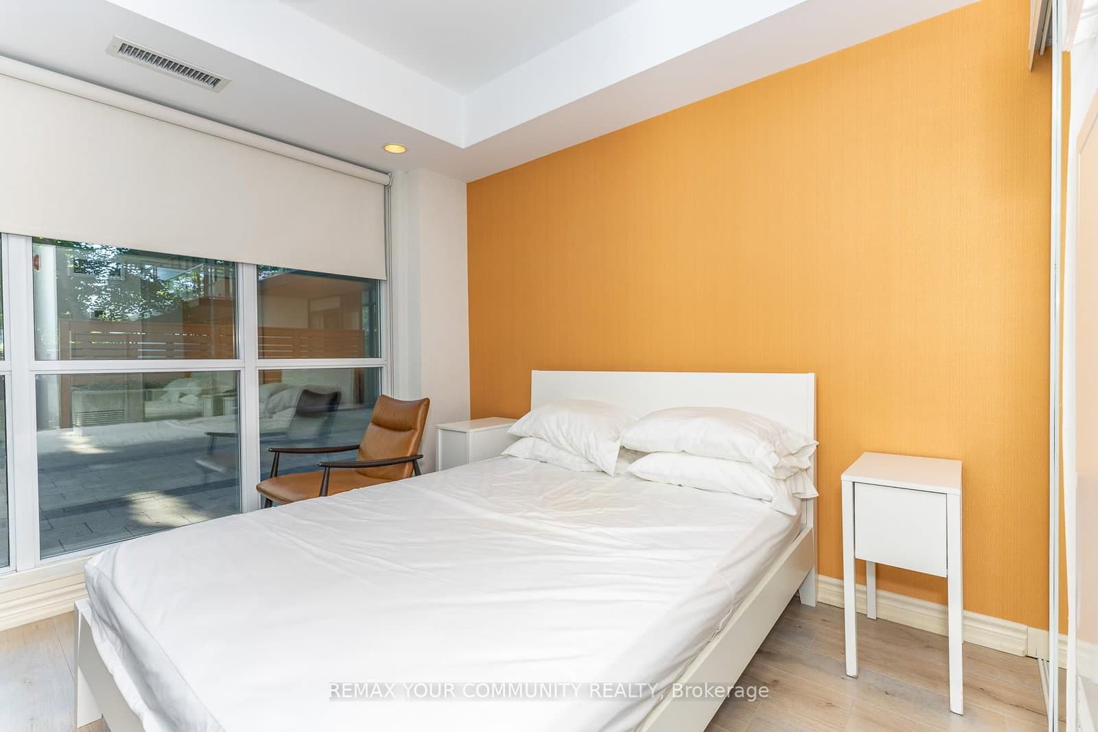 15 James Finlay Way, Unit 706 thumbnail 45