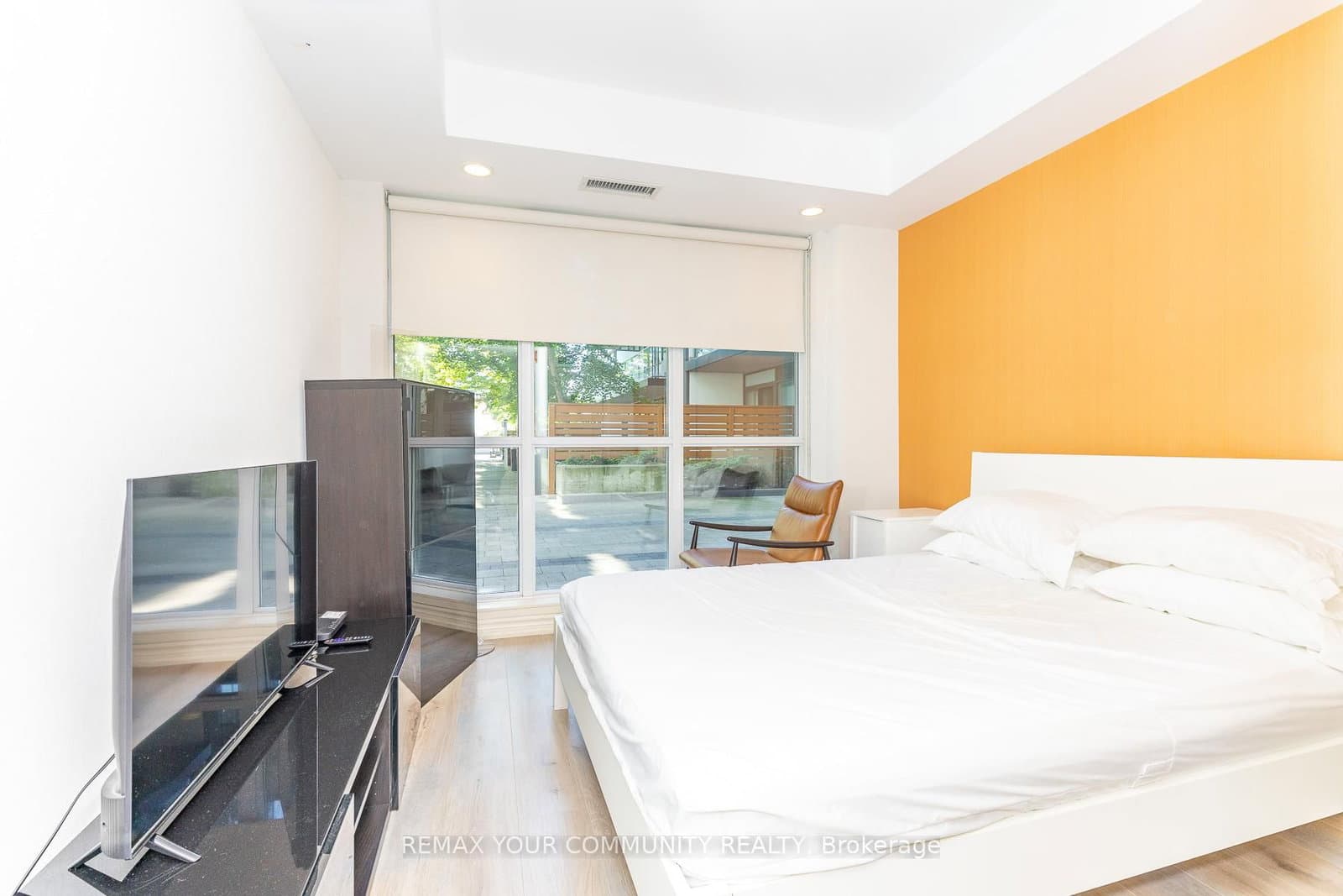 15 James Finlay Way, Unit 706 thumbnail 46