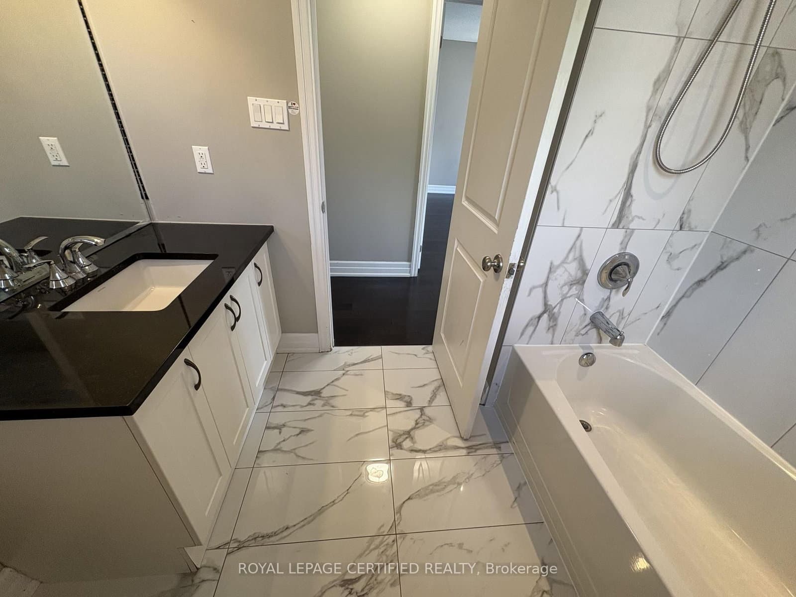 271 Andrews Trail, Unit Upper thumbnail 13