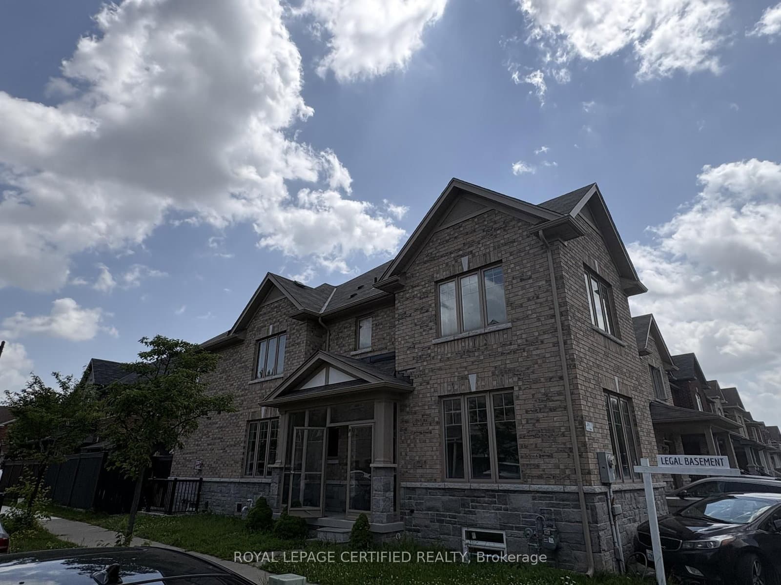 271 Andrews Trail, Unit Upper thumbnail 2