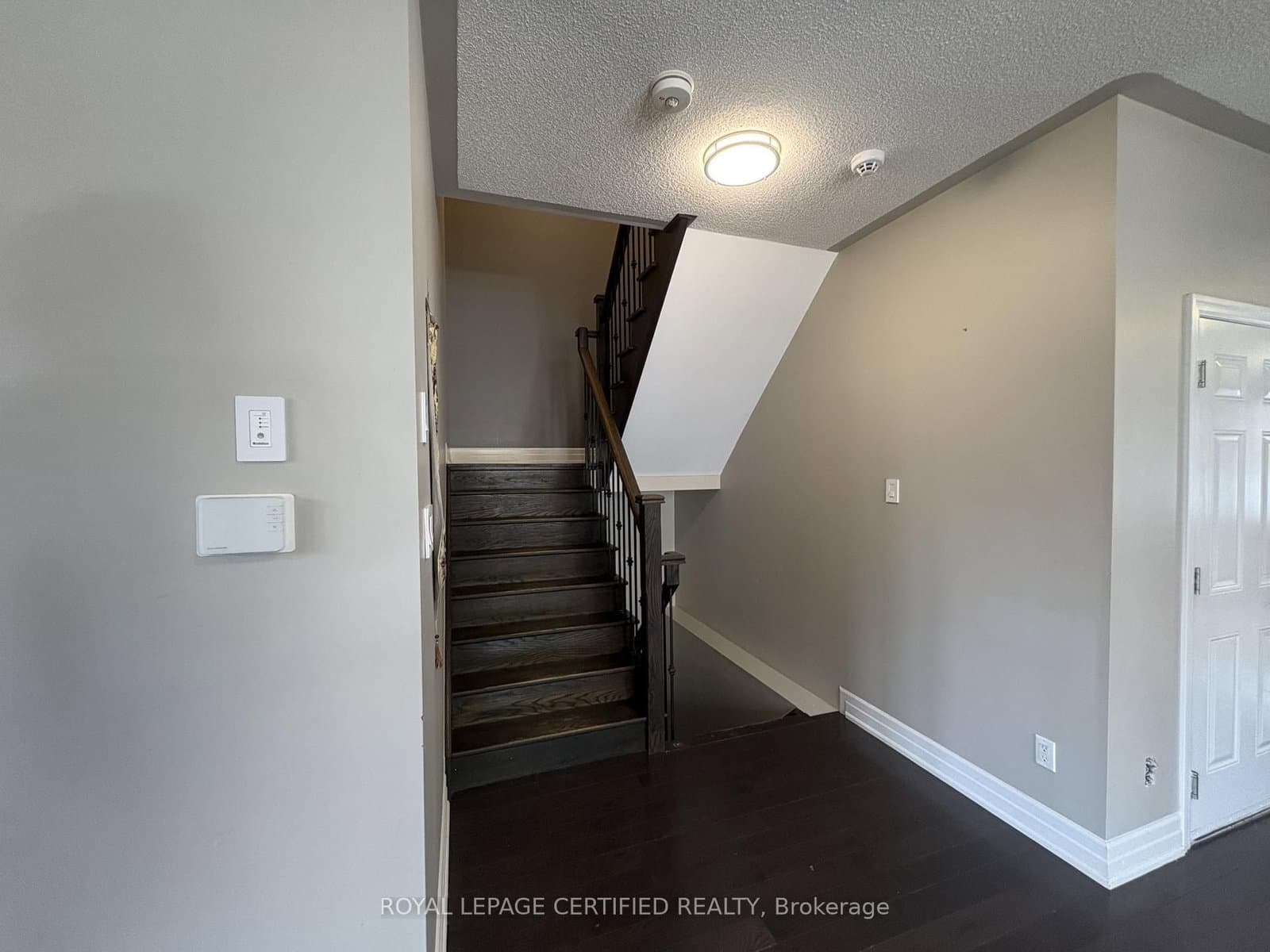 271 Andrews Trail, Unit Upper thumbnail 8