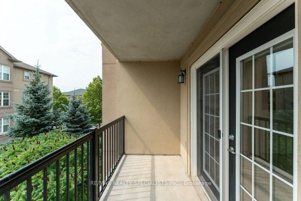 1340 MAIN Street E, Unit 313 thumbnail 16
