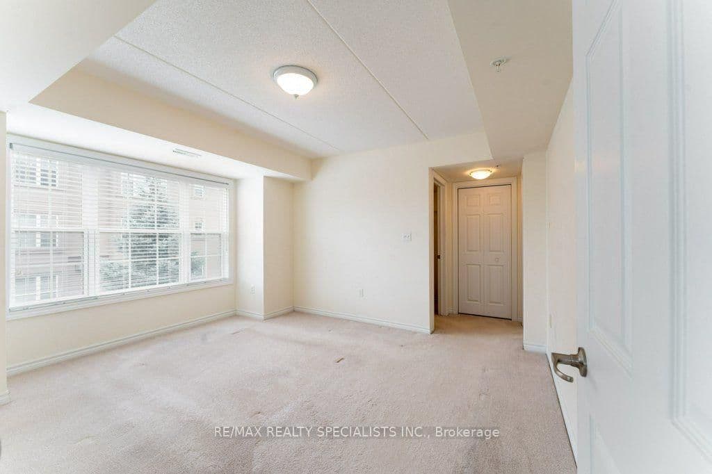 1340 MAIN Street E, Unit 313 thumbnail 18