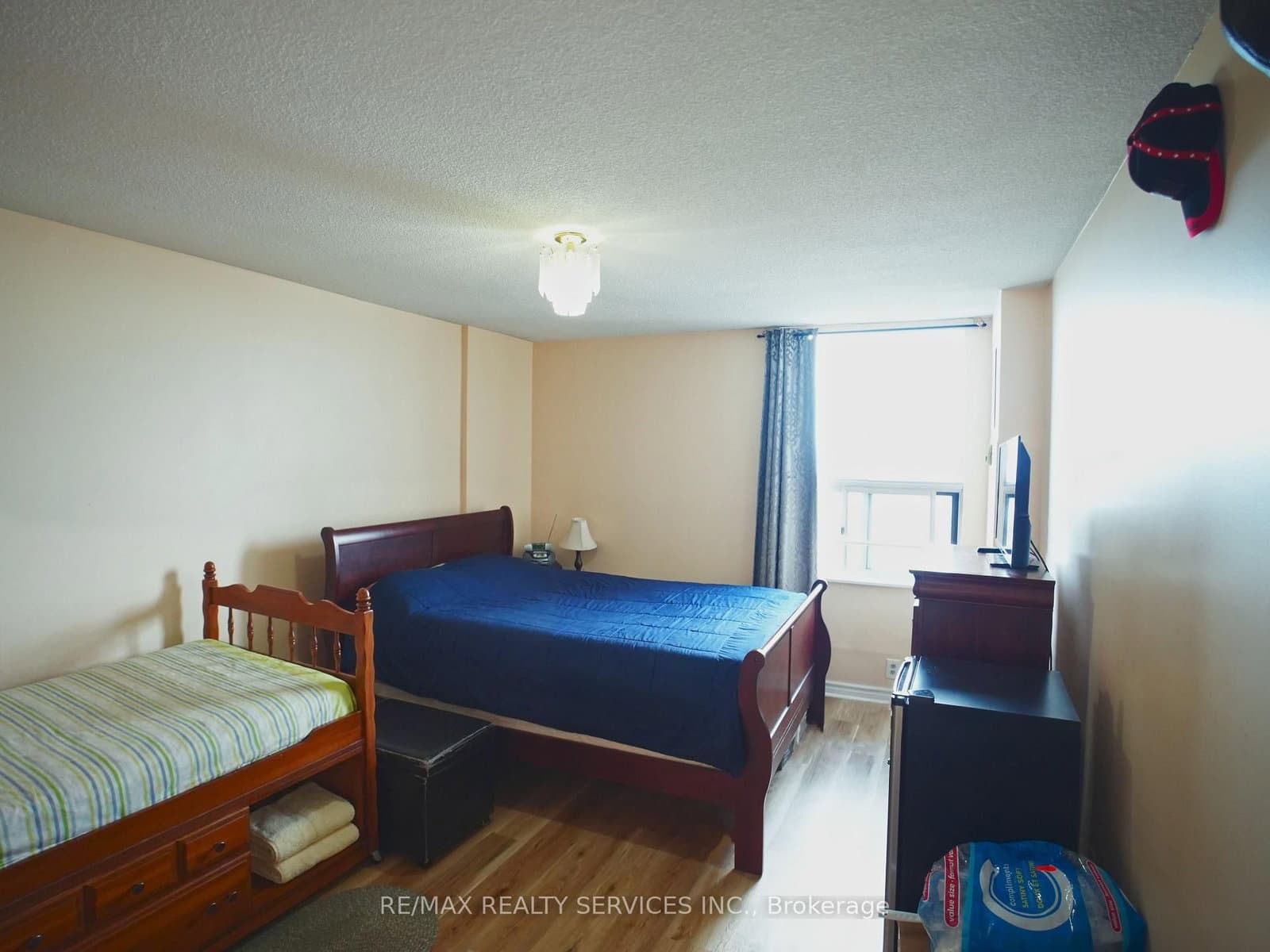 15 Kensington Road E, Unit 1901 thumbnail 24