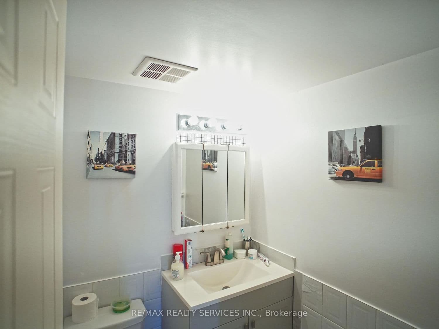 15 Kensington Road E, Unit 1901 thumbnail 35