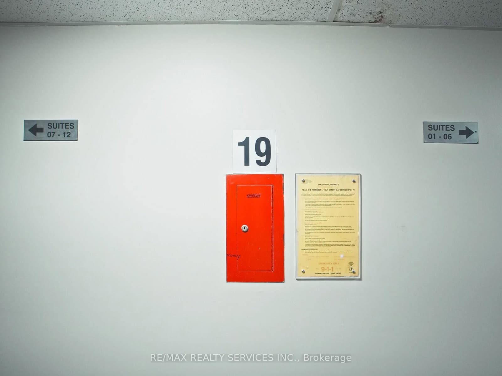 15 Kensington Road E, Unit 1901 thumbnail 37