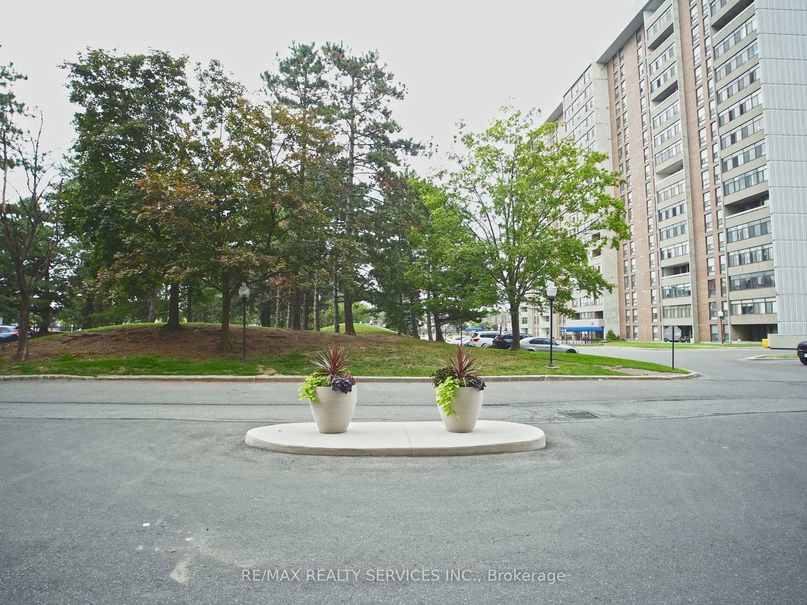15 Kensington Road E, Unit 1901 thumbnail 45
