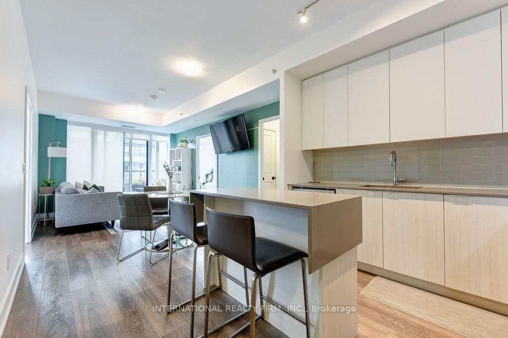 2481 Taunton Road, Unit 804 thumbnail 12
