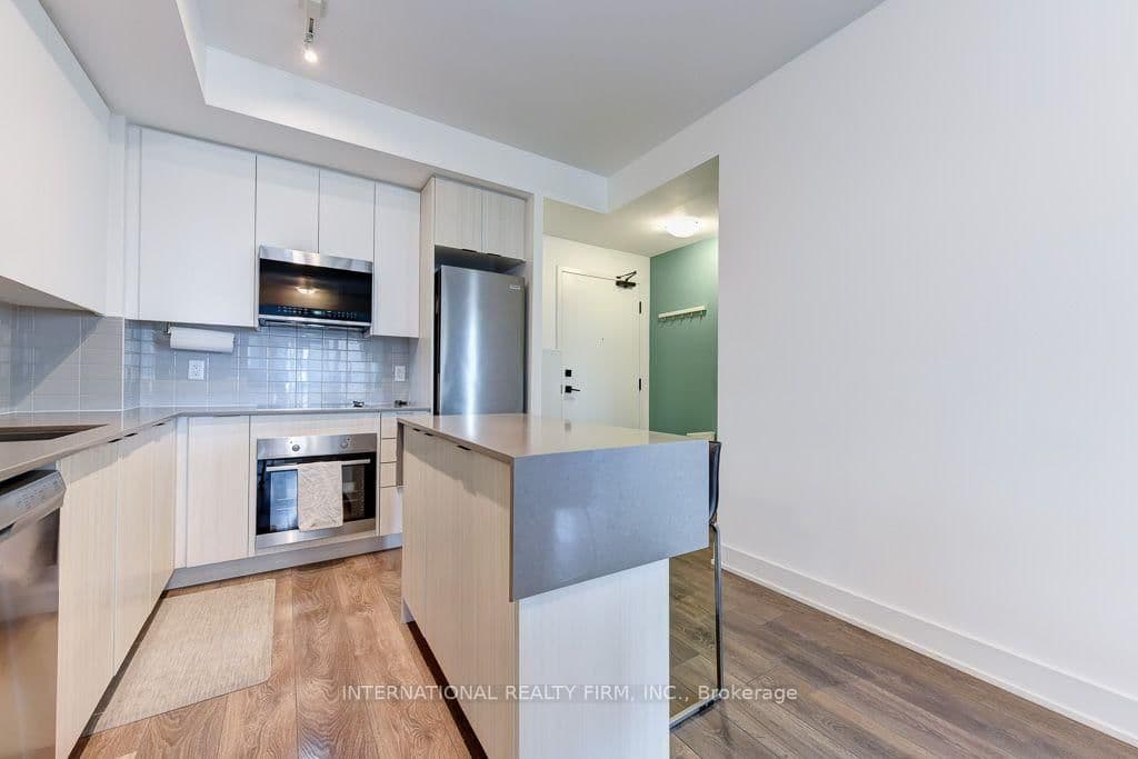 2481 Taunton Road, Unit 804 thumbnail 9