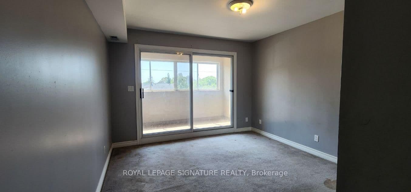 1285A St. Clair Avenue thumbnail 18