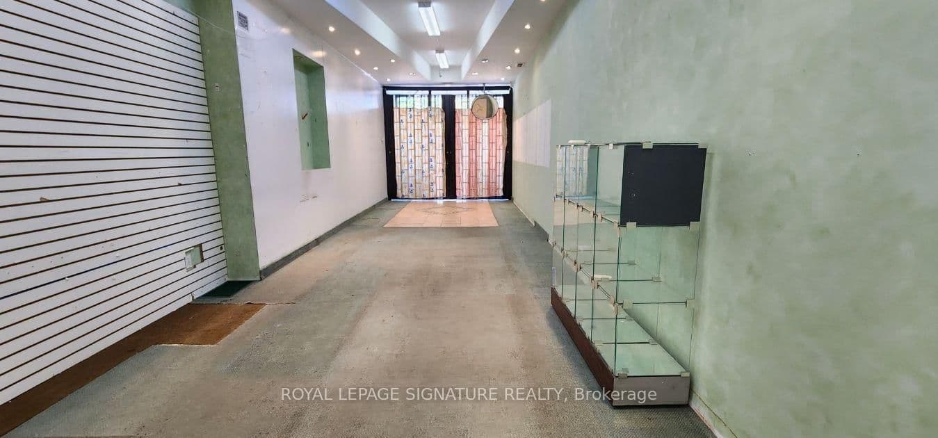 1285A St. Clair Avenue thumbnail 5