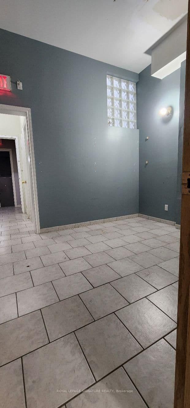 1285A St. Clair Avenue thumbnail 6