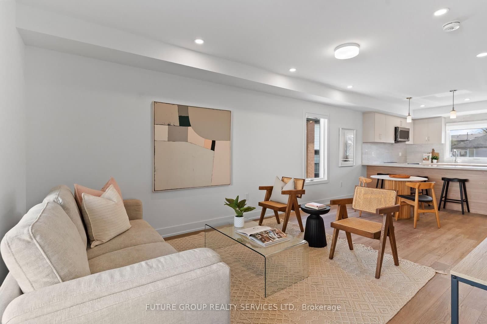 15 Acorn Avenue, Unit Unit 1 - Image 1