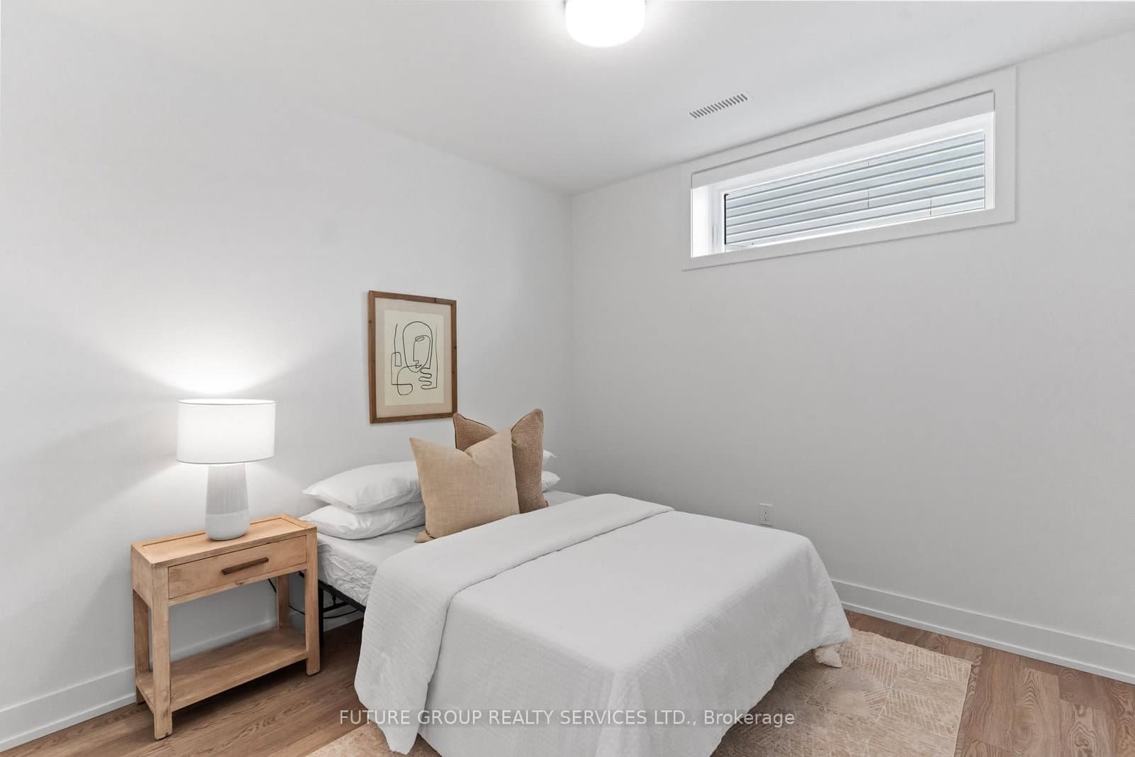 15 Acorn Avenue, Unit Unit 1 thumbnail 24