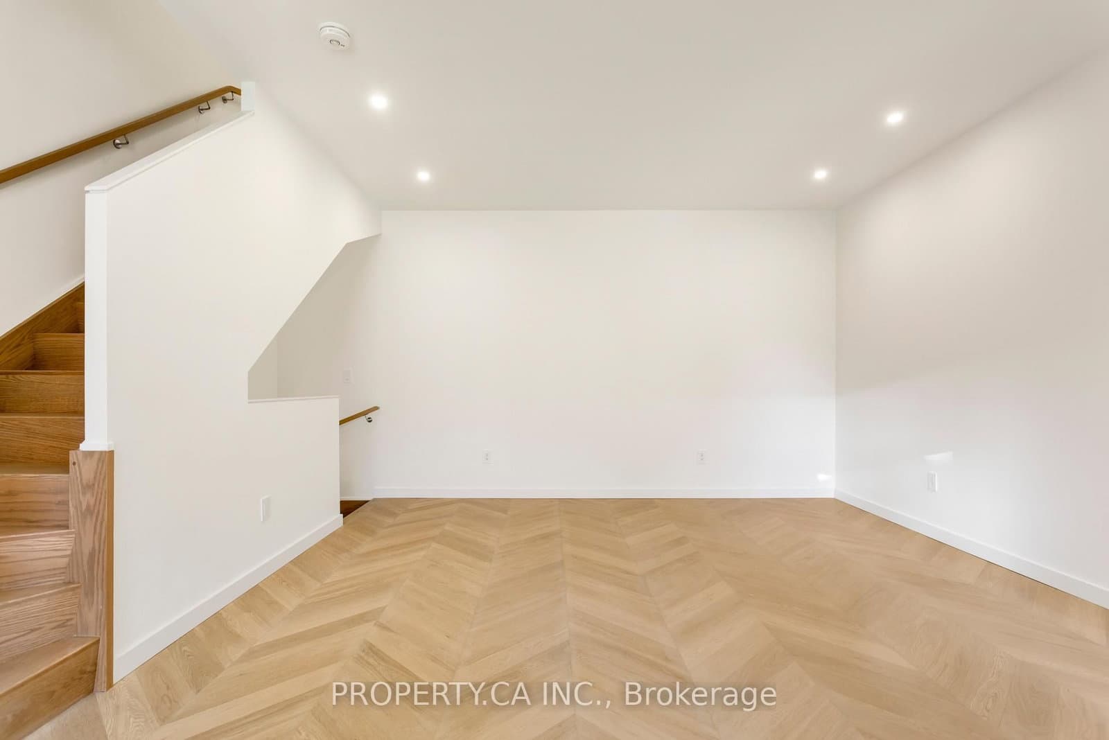 301 Keele Street, Unit Unit #2 thumbnail 11
