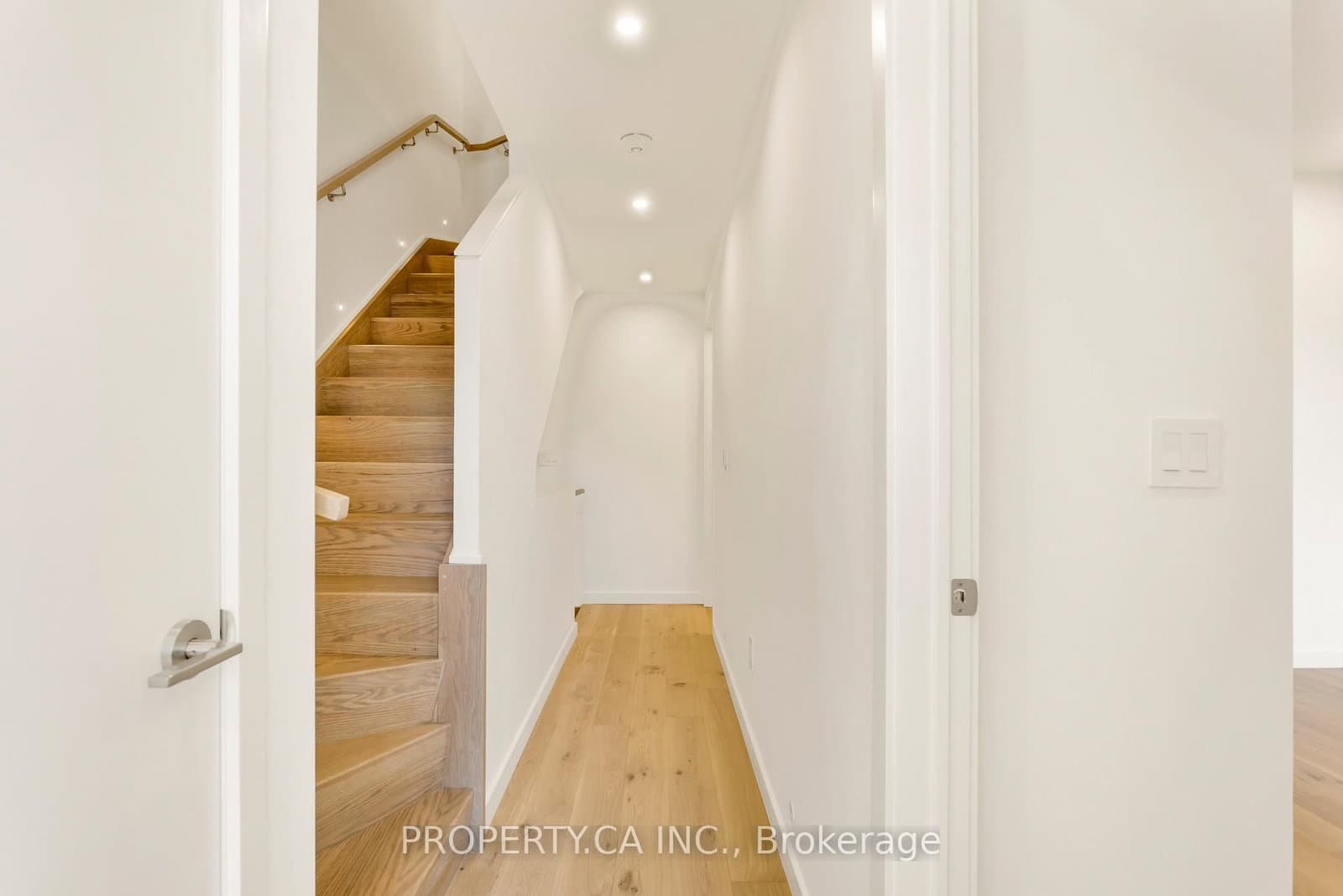 301 Keele Street, Unit Unit #2 thumbnail 13