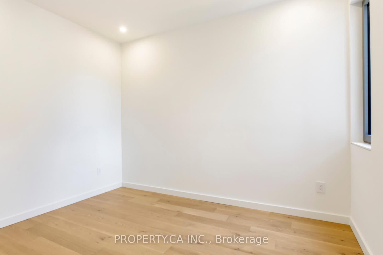 301 Keele Street, Unit Unit #2 thumbnail 16