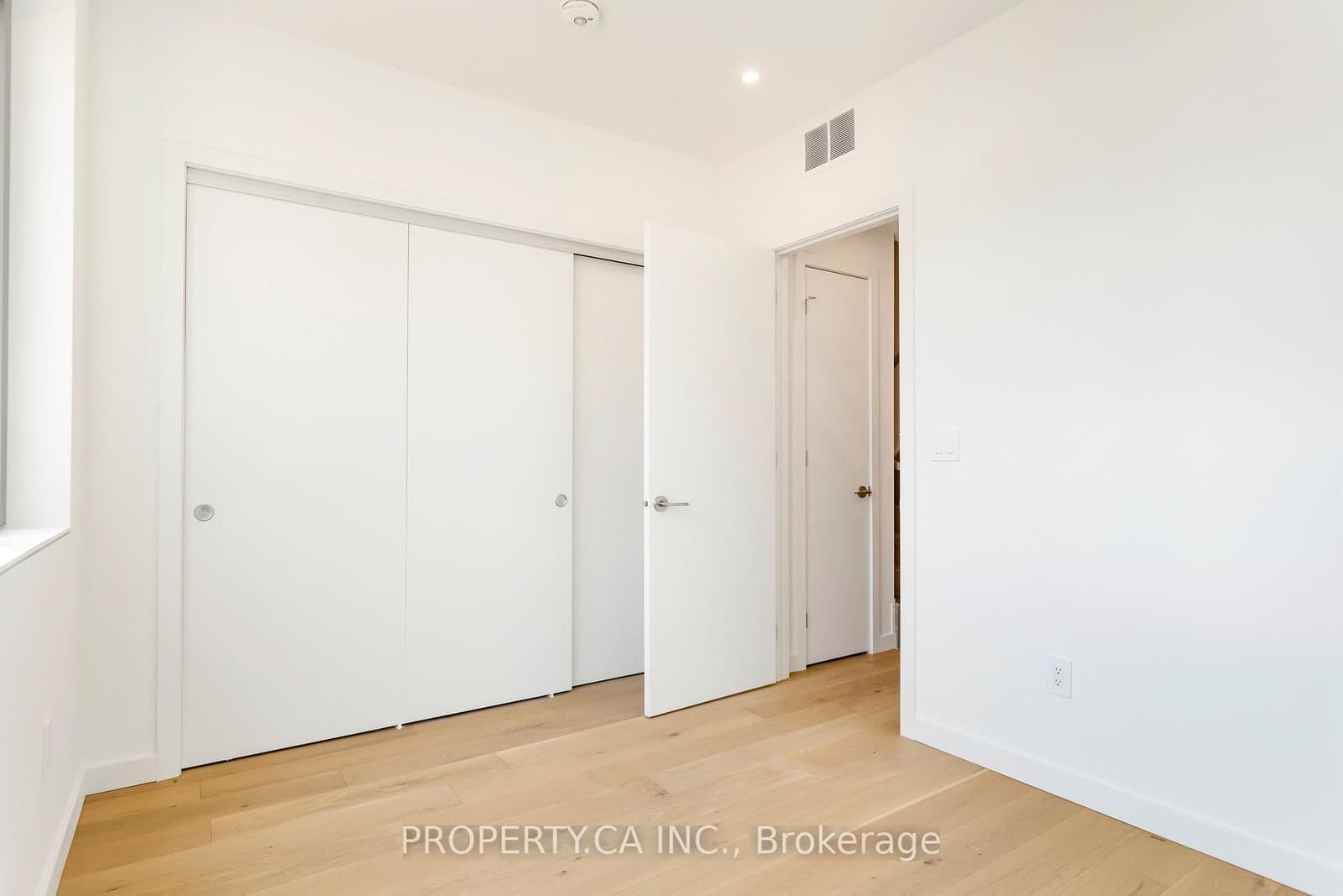 301 Keele Street, Unit Unit #2 thumbnail 20