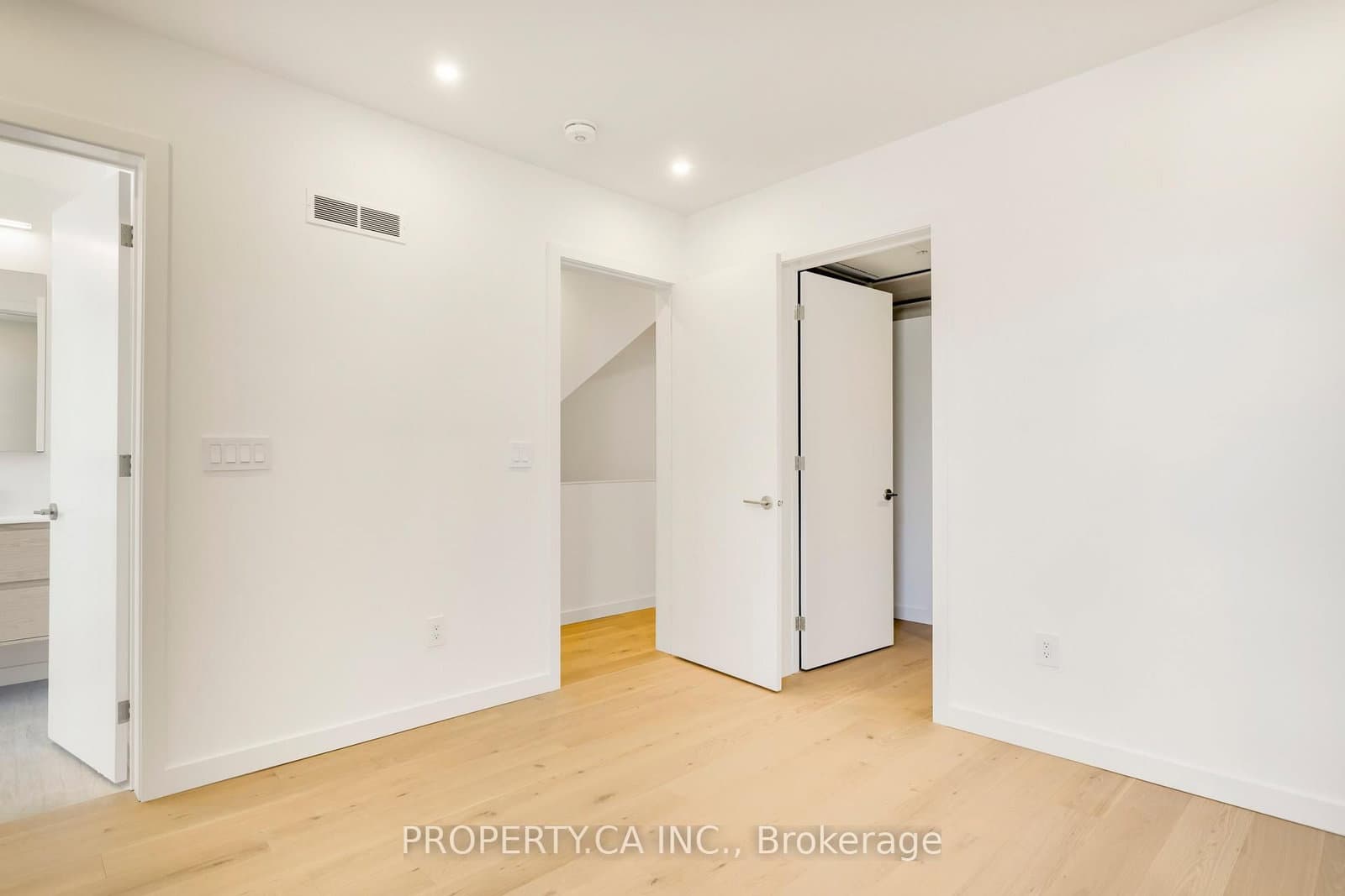 301 Keele Street, Unit Unit #2 thumbnail 25