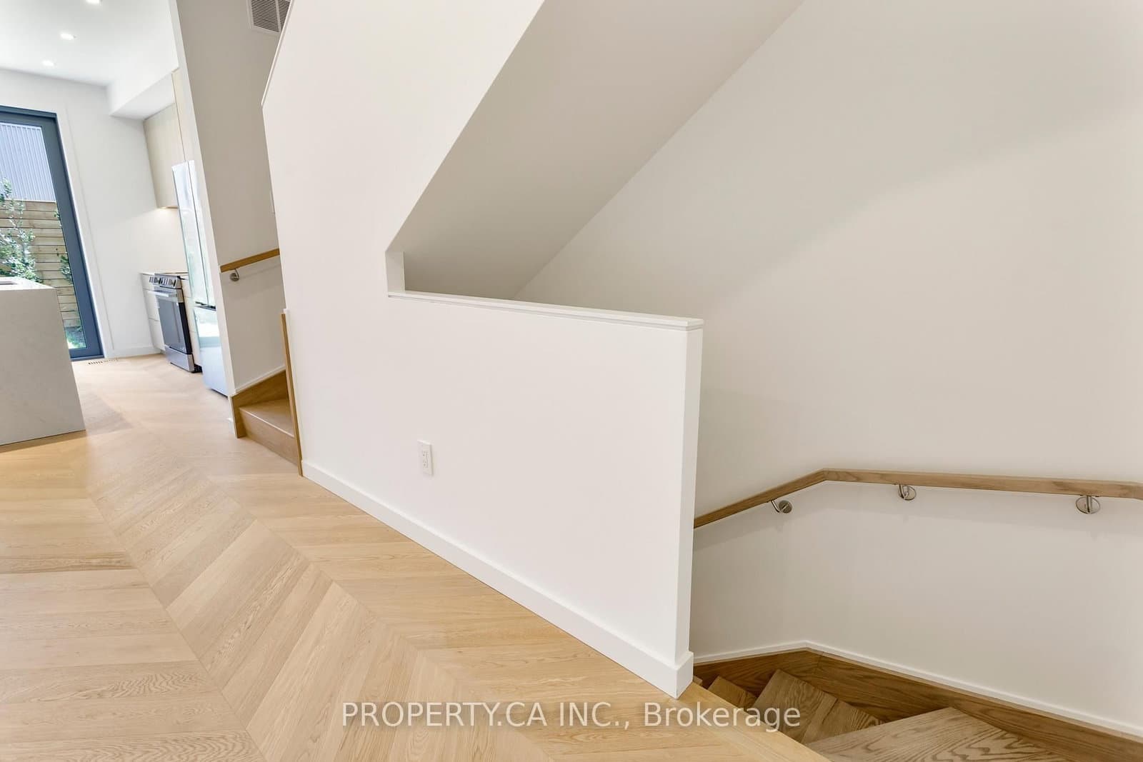 301 Keele Street, Unit Unit #2 thumbnail 35