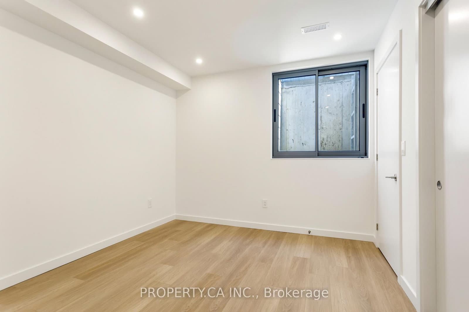 301 Keele Street, Unit Unit #2 thumbnail 41