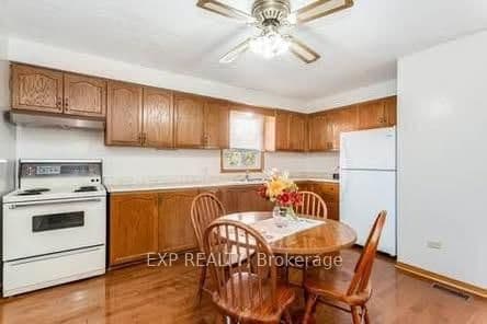 4308 Curia Crescent, Unit Upper thumbnail 7