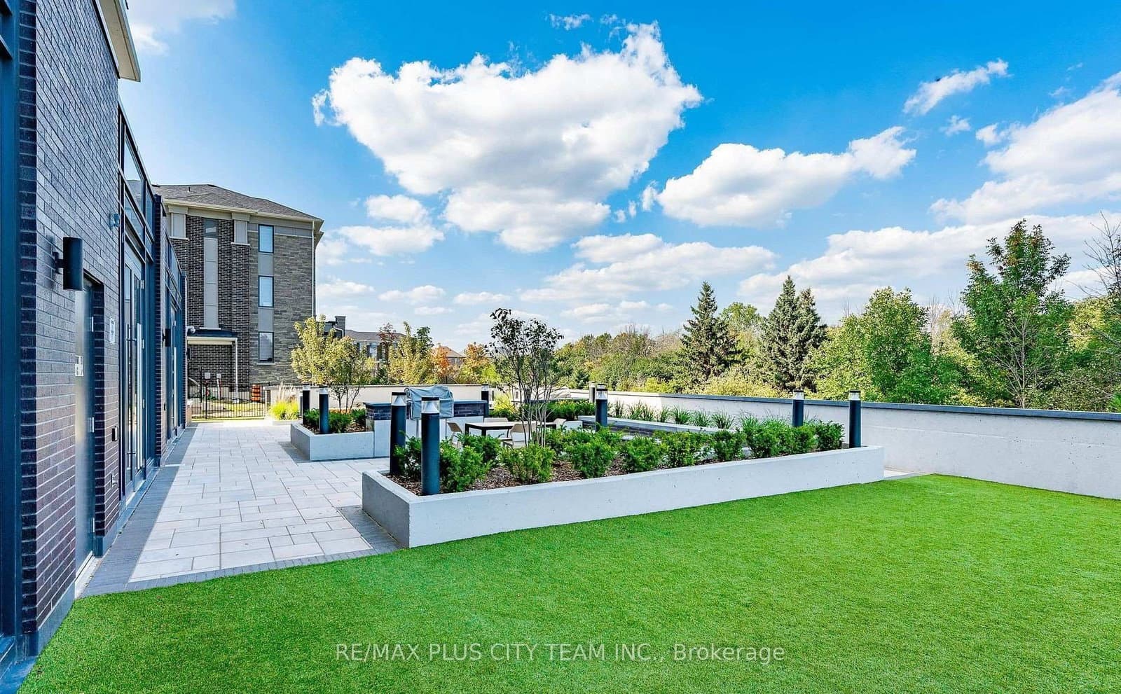 215 Veterans Drive S, Unit 103 thumbnail 14