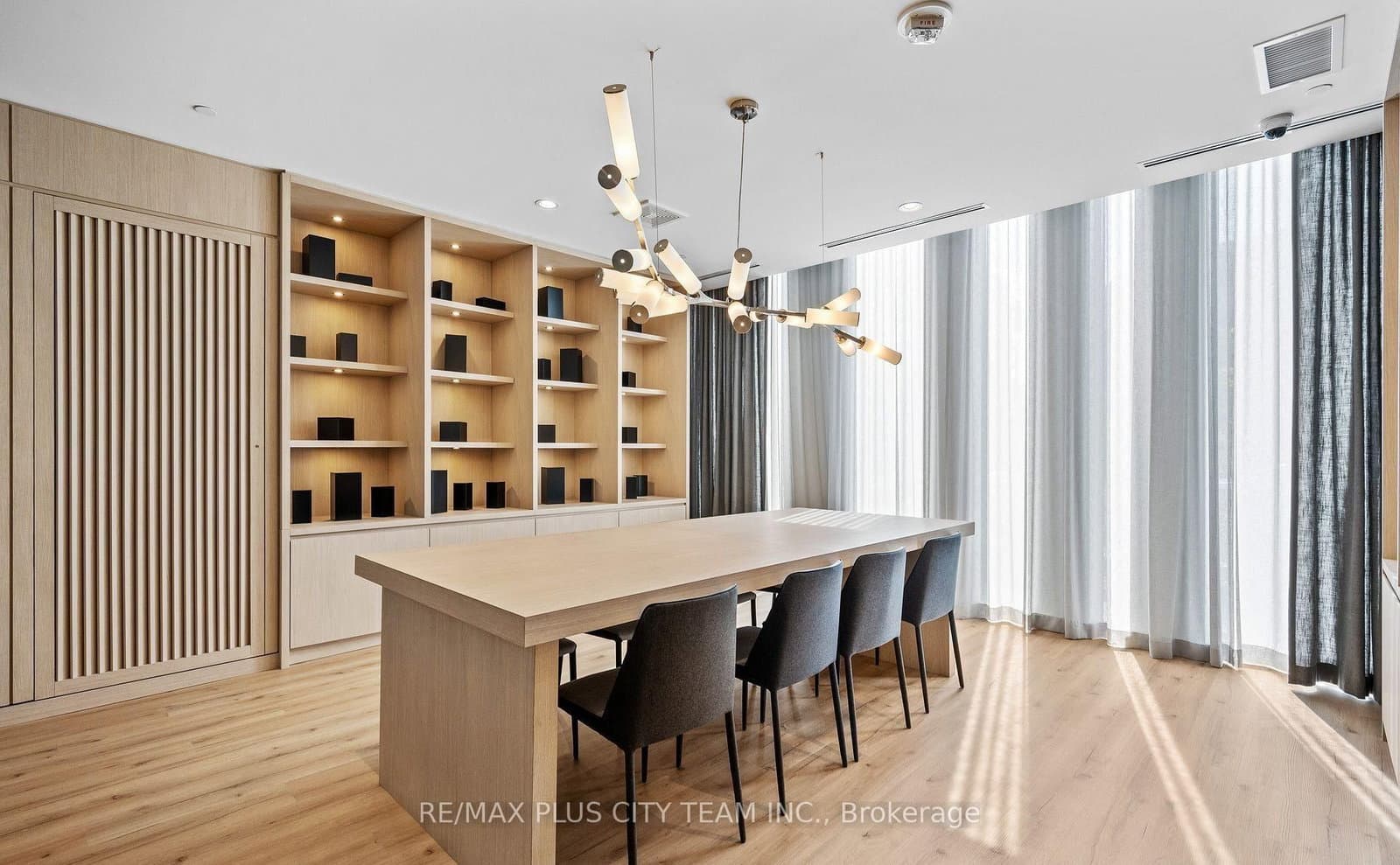 215 Veterans Drive S, Unit 103 thumbnail 17