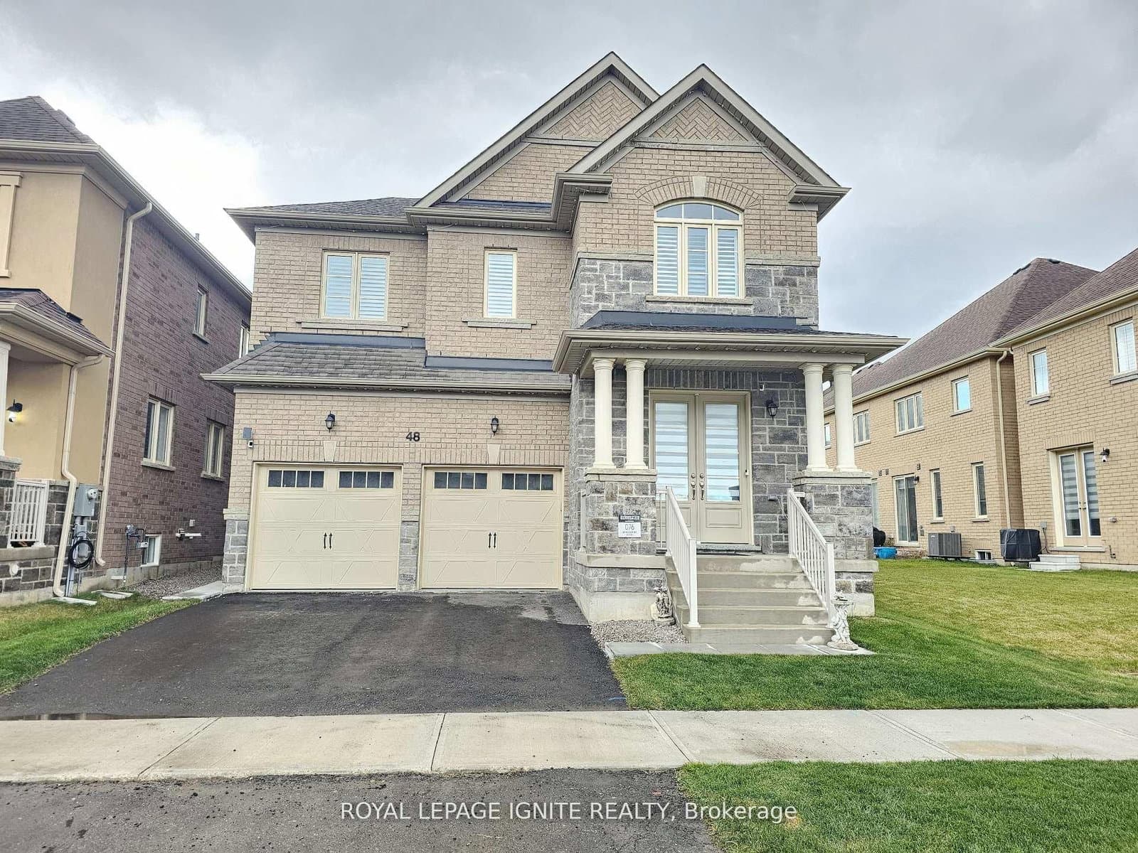48 Duxbury Road - Image 1