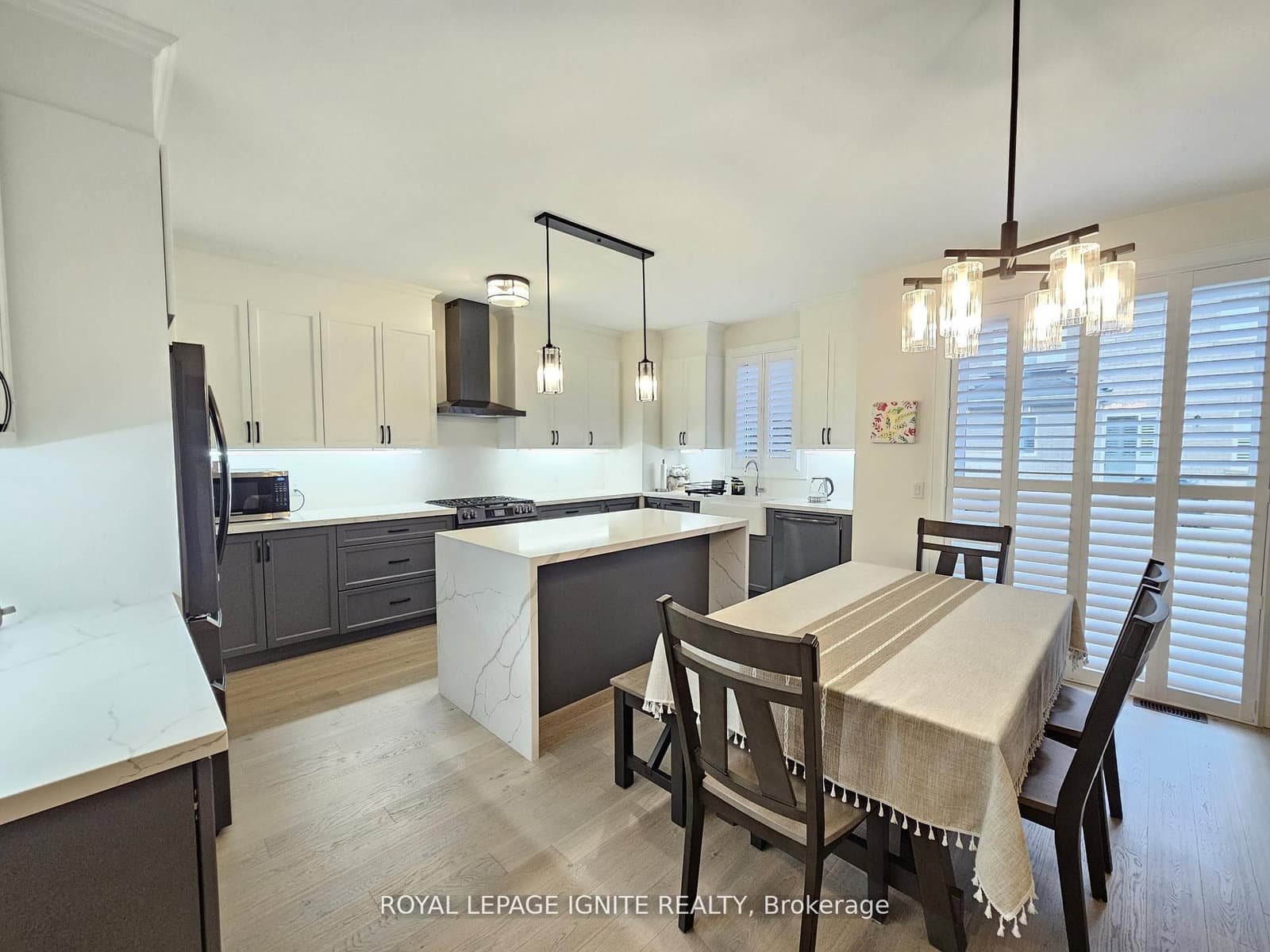 48 Duxbury Road thumbnail 10
