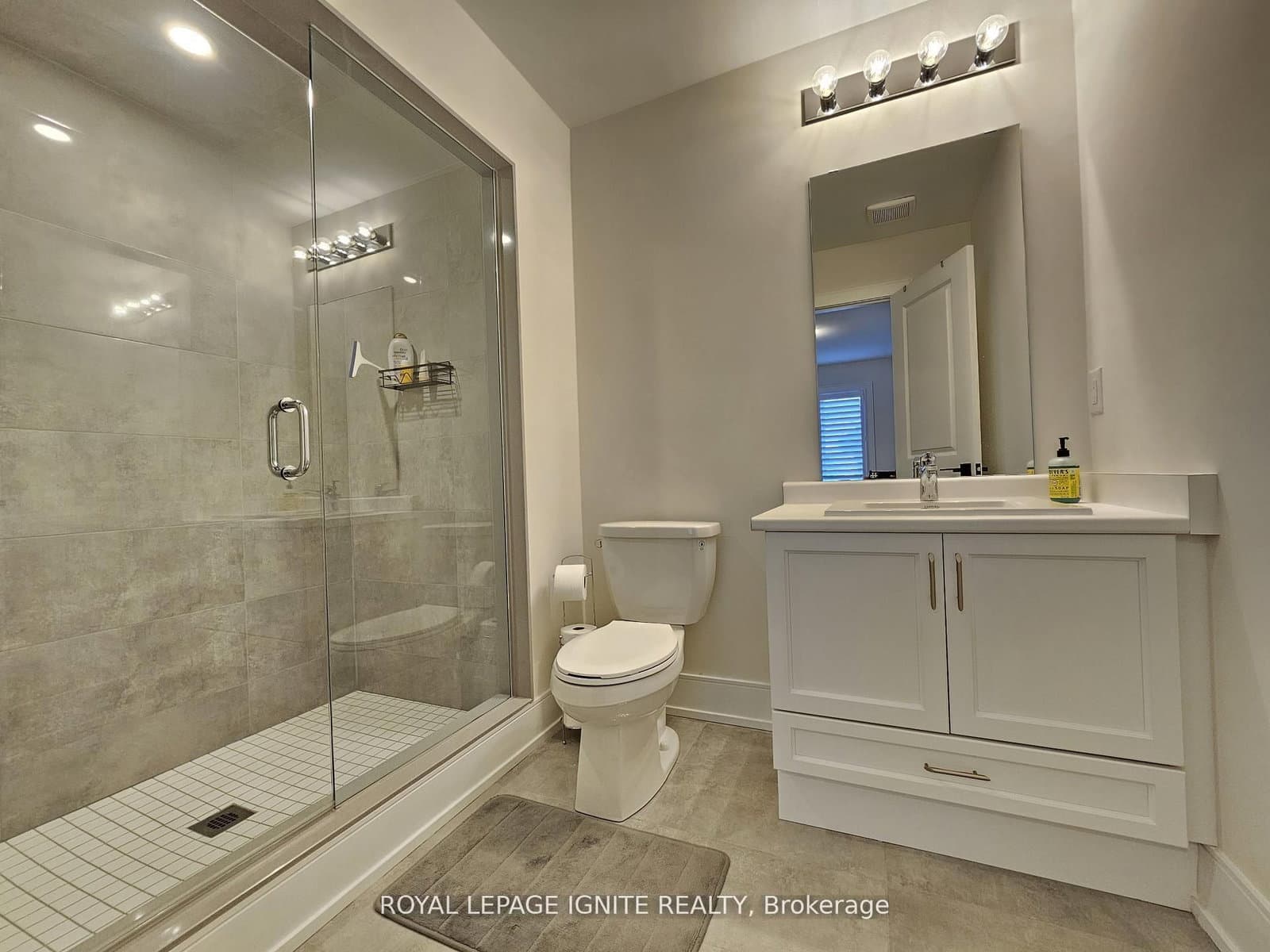 48 Duxbury Road thumbnail 23