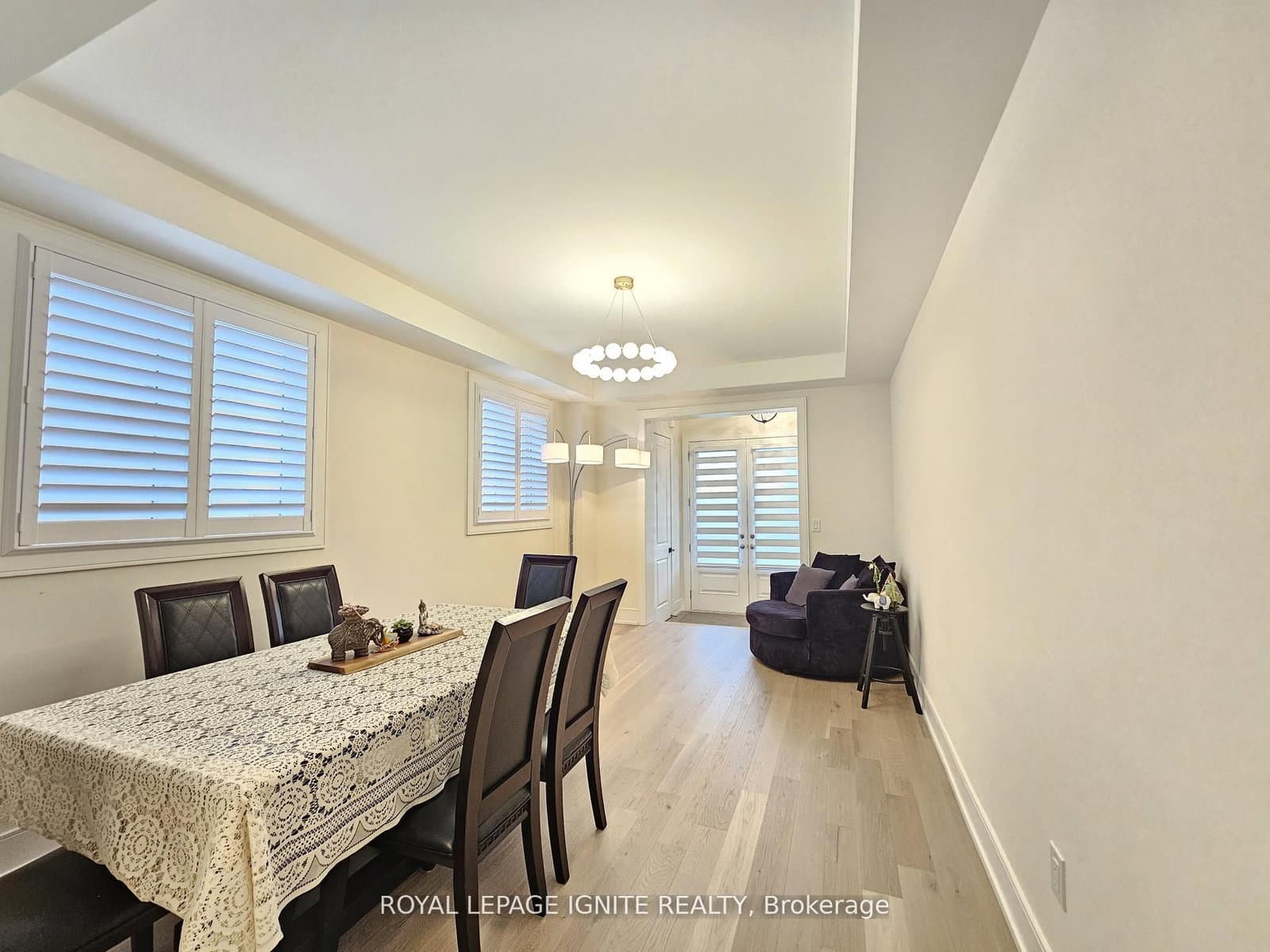 48 Duxbury Road thumbnail 5