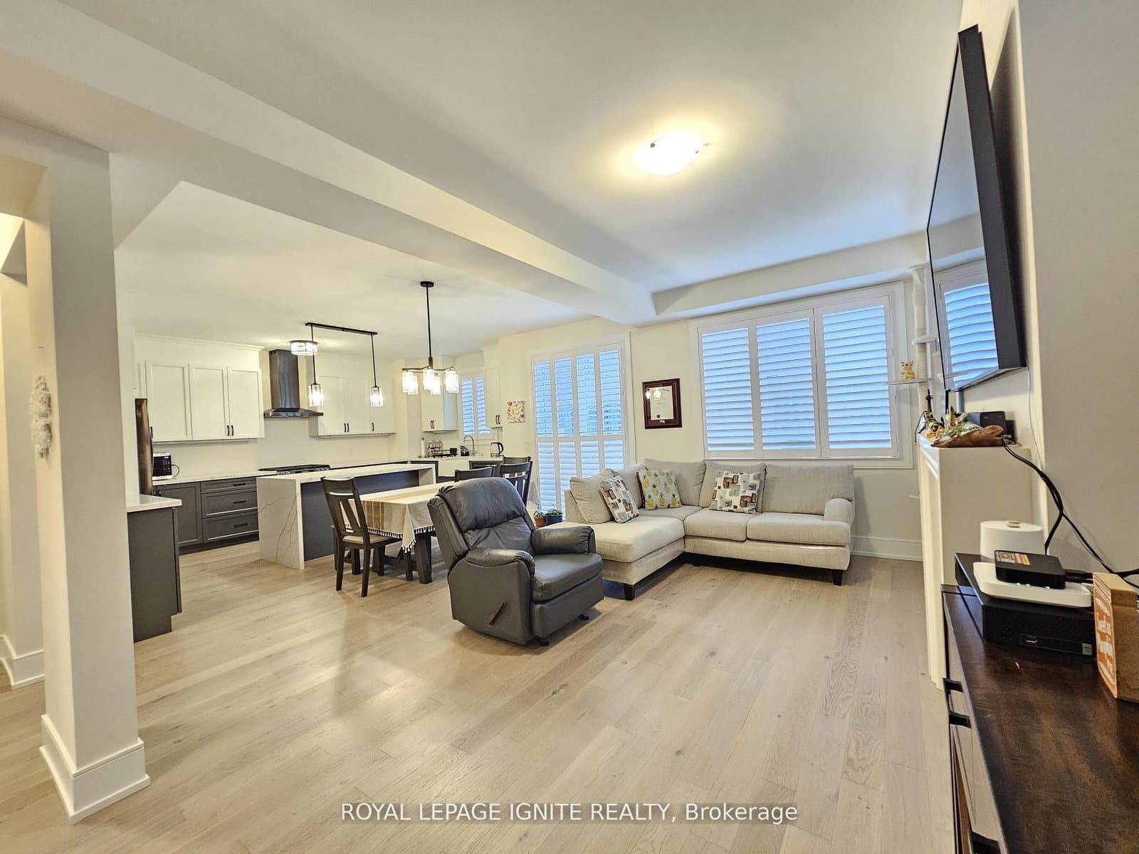 48 Duxbury Road thumbnail 7