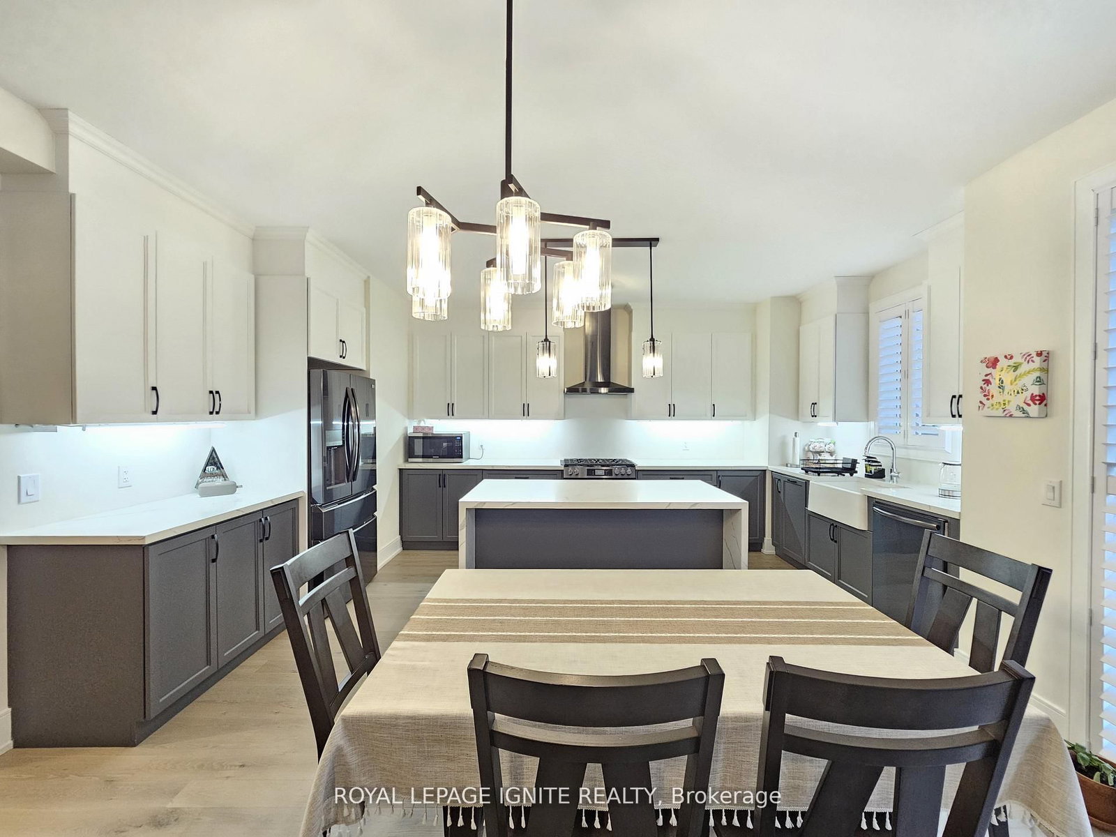 48 Duxbury Road thumbnail 9