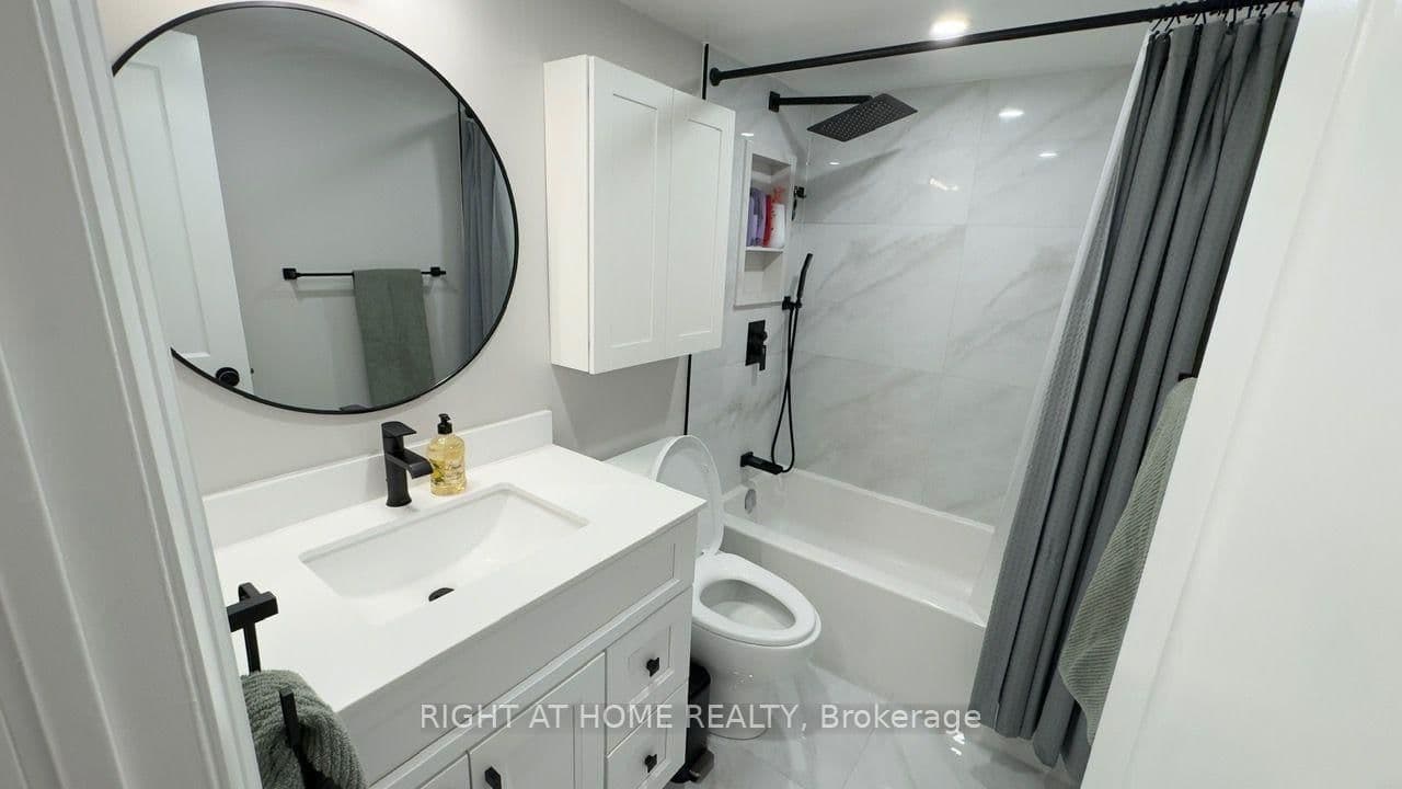 716 The West Mall, Unit 1507 thumbnail 16