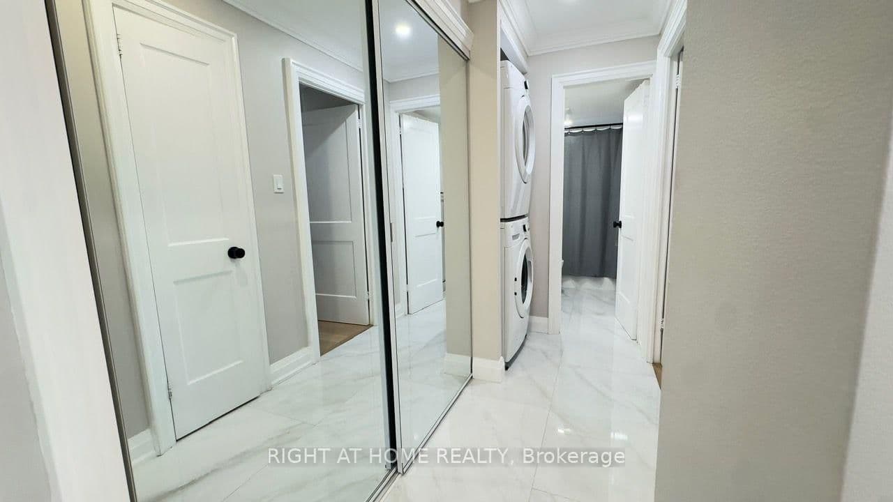 716 The West Mall, Unit 1507 thumbnail 17
