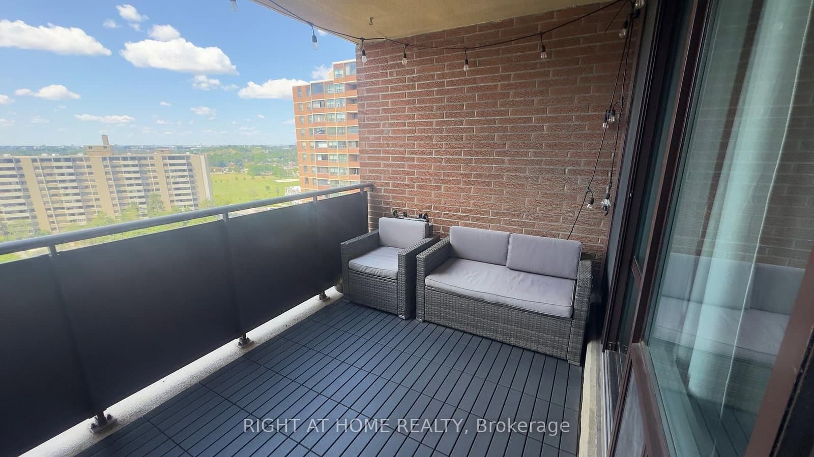 716 The West Mall, Unit 1507 thumbnail 20
