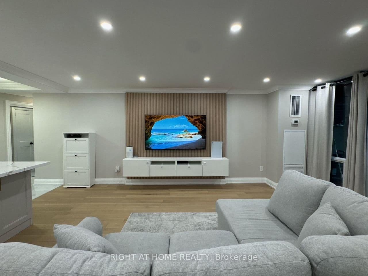 716 The West Mall, Unit 1507 thumbnail 7