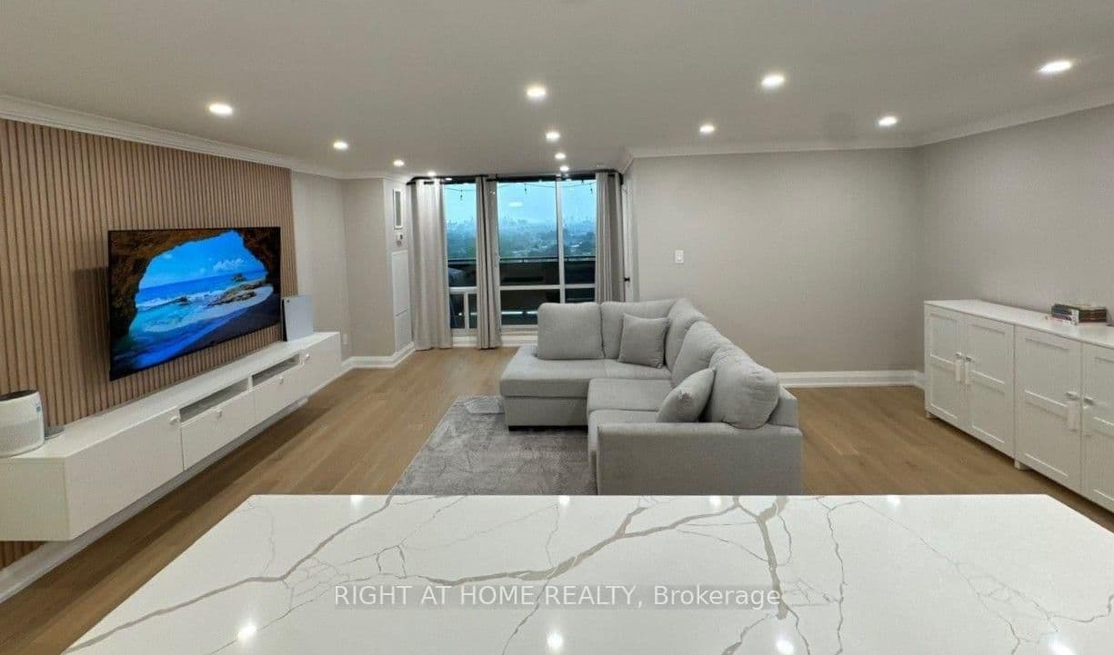 716 The West Mall, Unit 1507 thumbnail 8