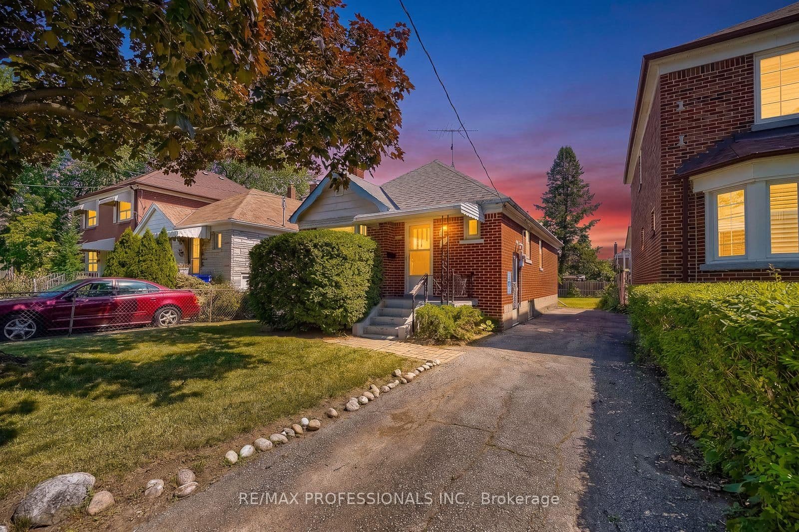 53 Twenty First Street - Image 1