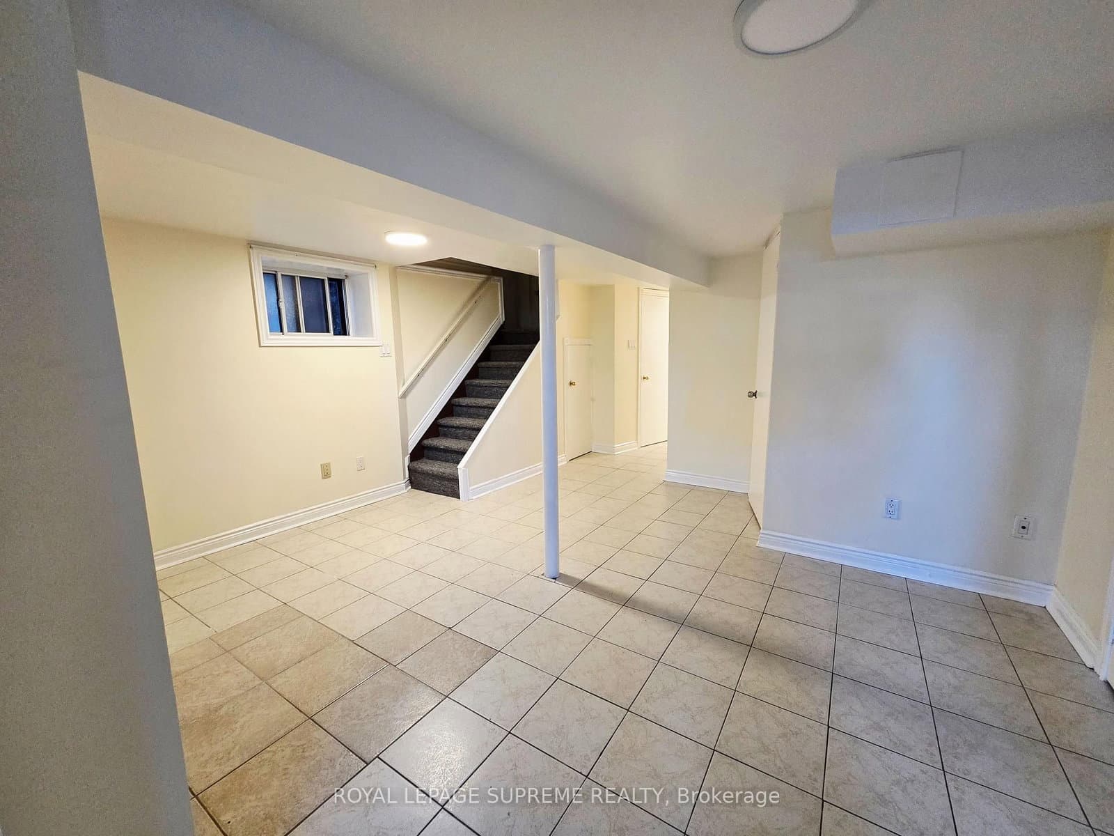 20 Edna Avenue, Unit Lower Level thumbnail 12