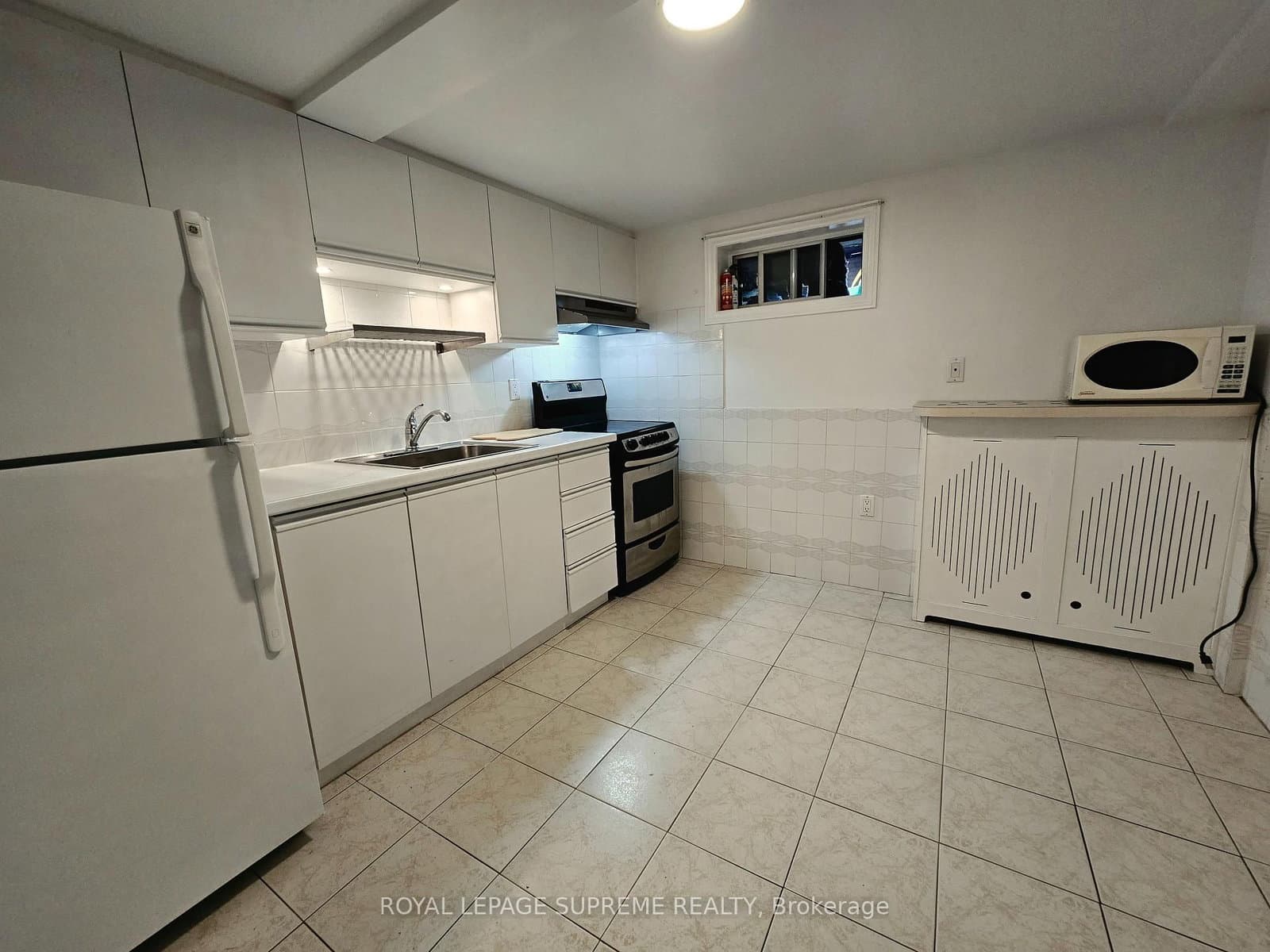 20 Edna Avenue, Unit Lower Level thumbnail 14