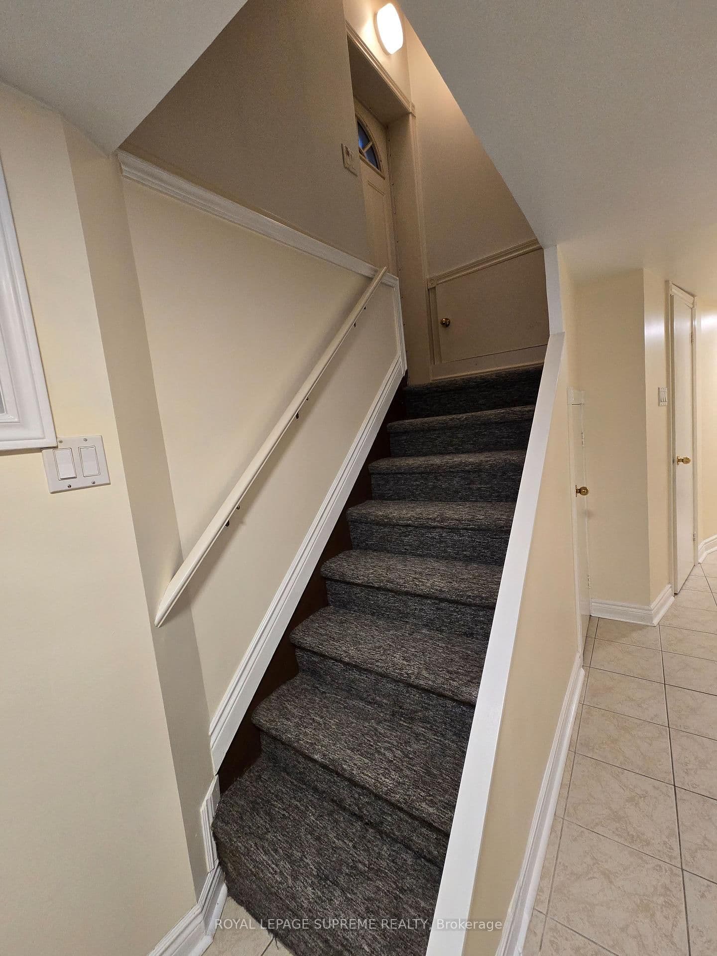 20 Edna Avenue, Unit Lower Level thumbnail 15