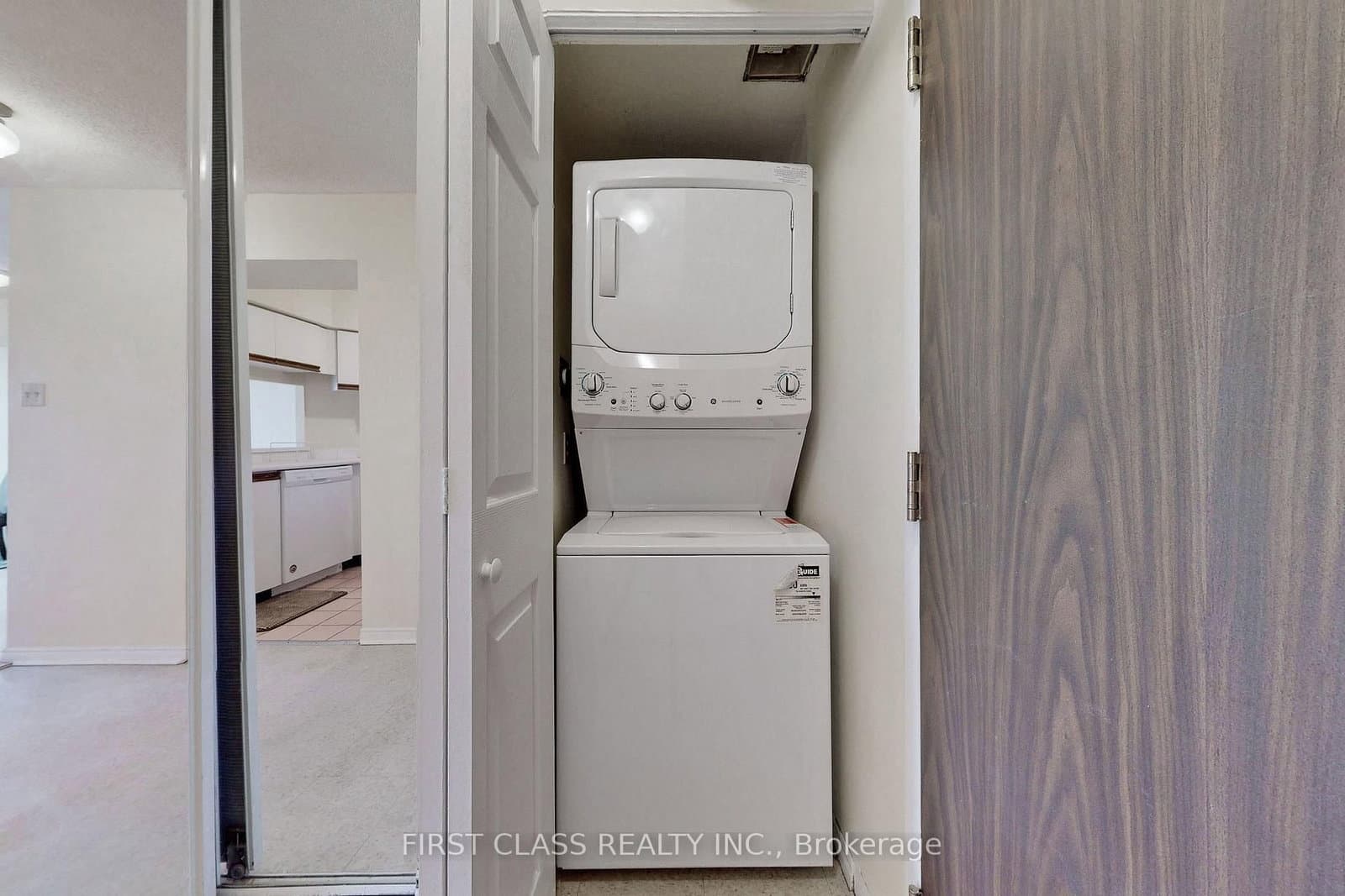 1485 E Lakeshore Road E, Unit 1117 thumbnail 11