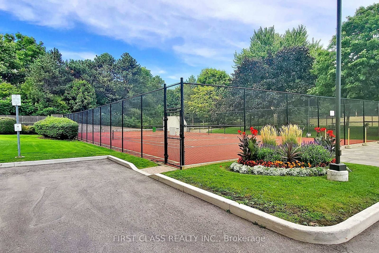 1485 E Lakeshore Road E, Unit 1117 thumbnail 29