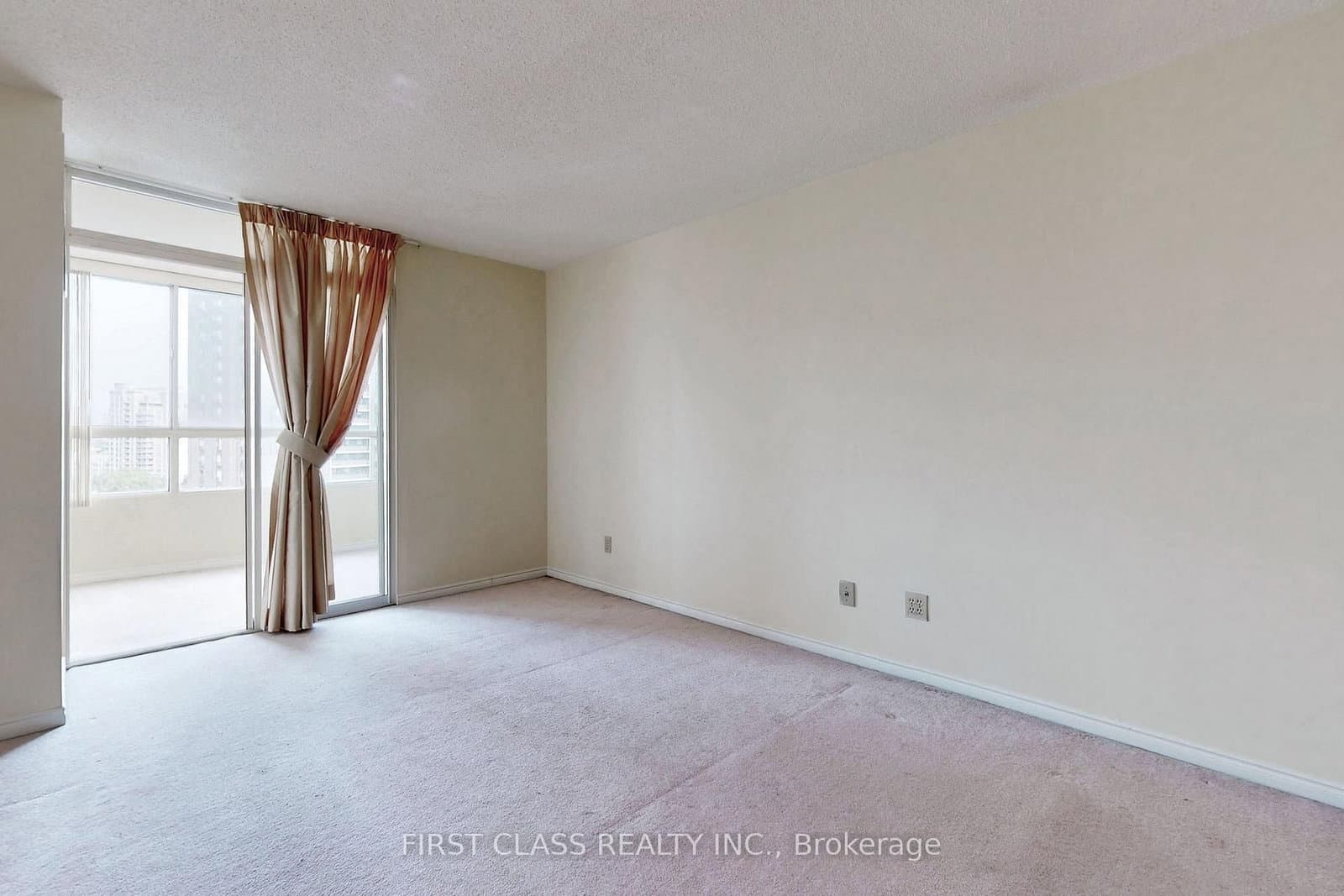 1485 E Lakeshore Road E, Unit 1117 thumbnail 3