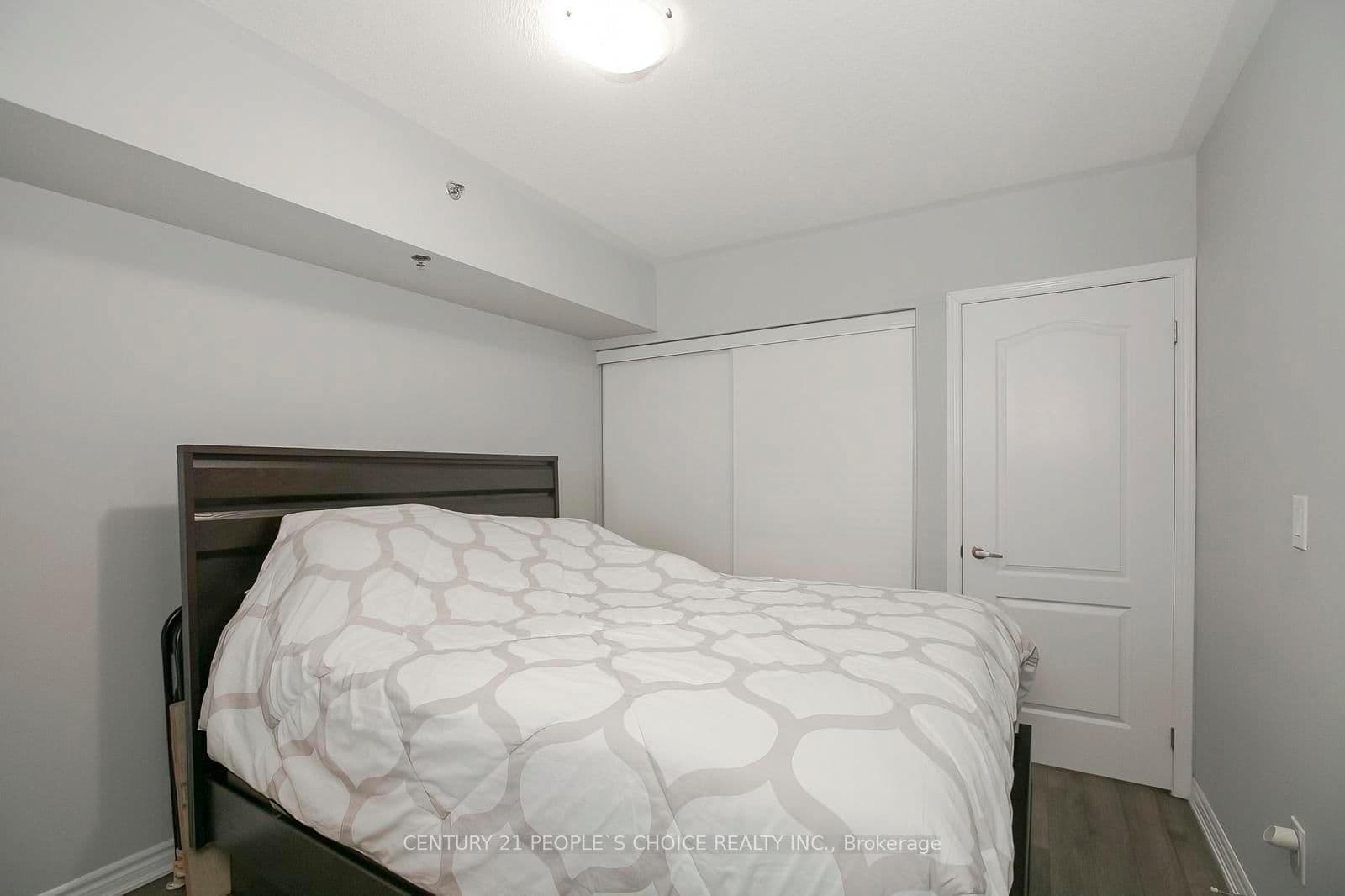 60 Baycliffe Crescent, Unit 402 thumbnail 28